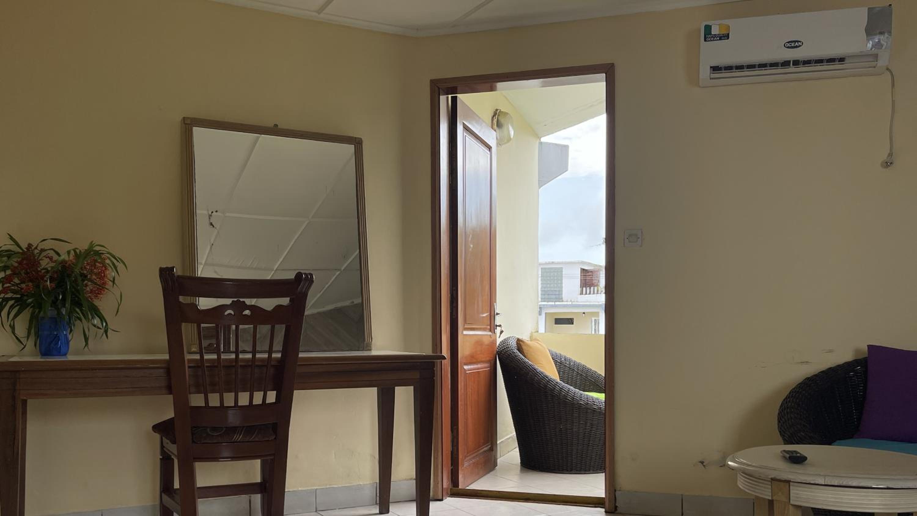 Deluxe Double Room with Balcony photo 2