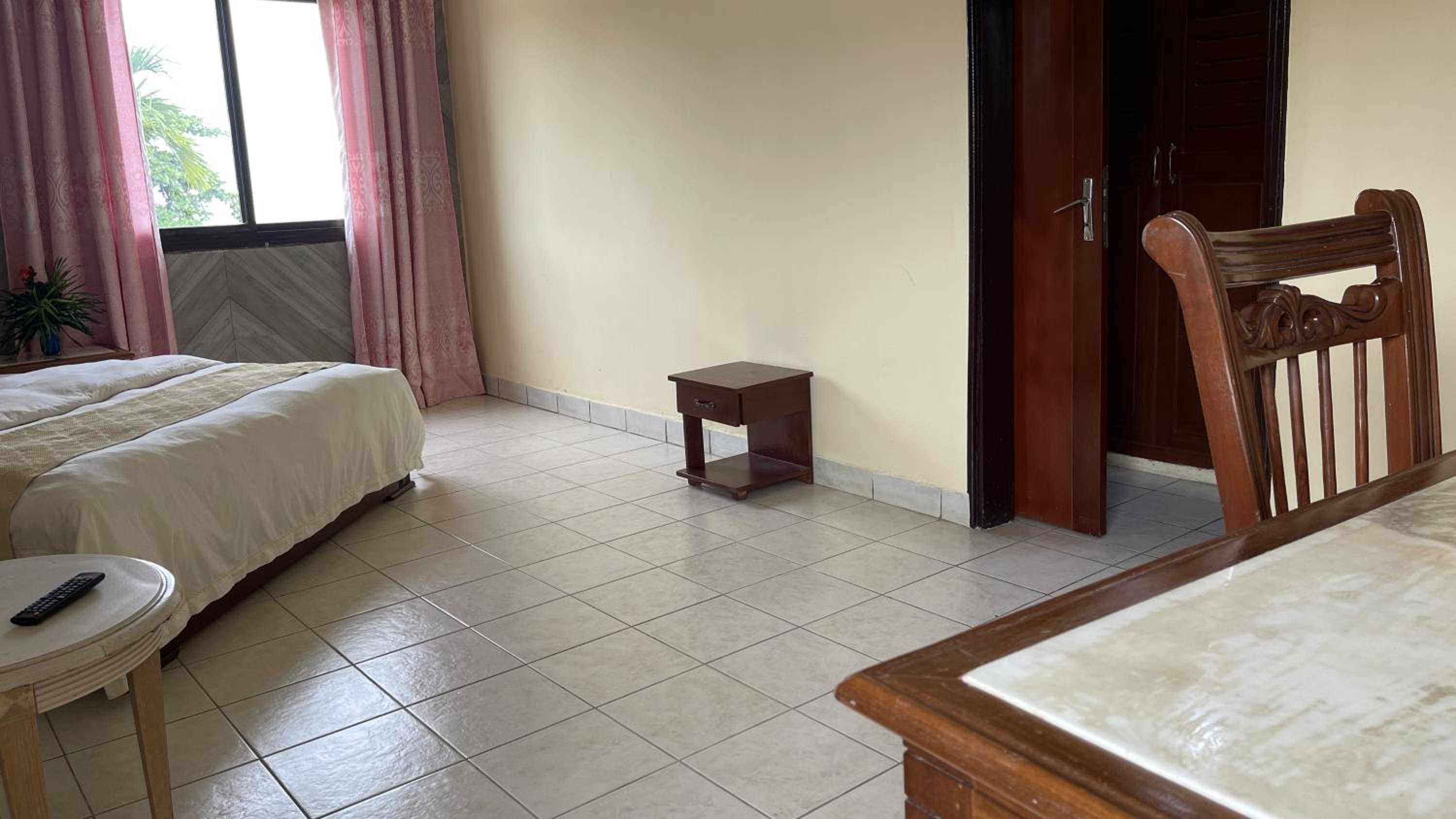 Deluxe Double Room with Balcony photo 3