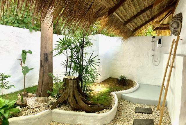 Triple Room with Garden View - Photo 1