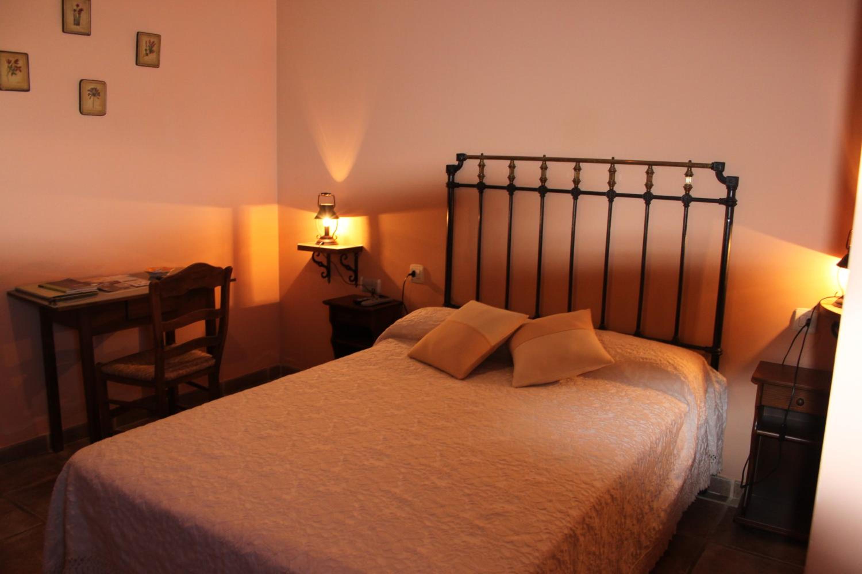 Double or Twin Room photo 2