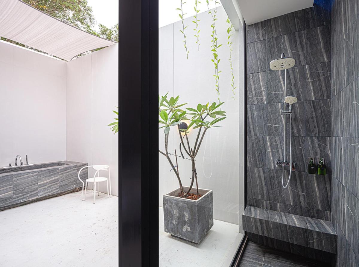 Standard Double Room - Photo 6