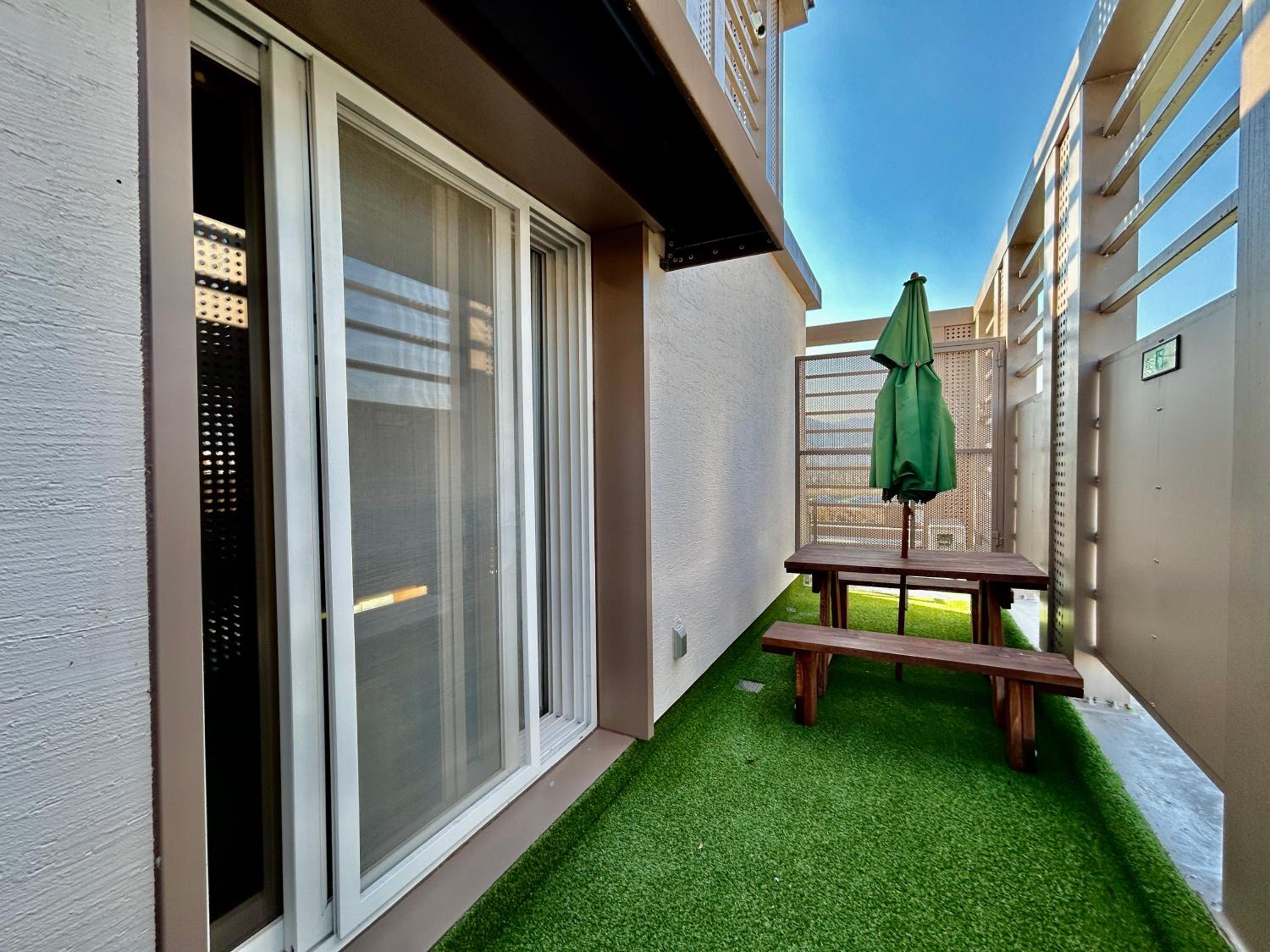 duplex family room (max 6) - Photo 3