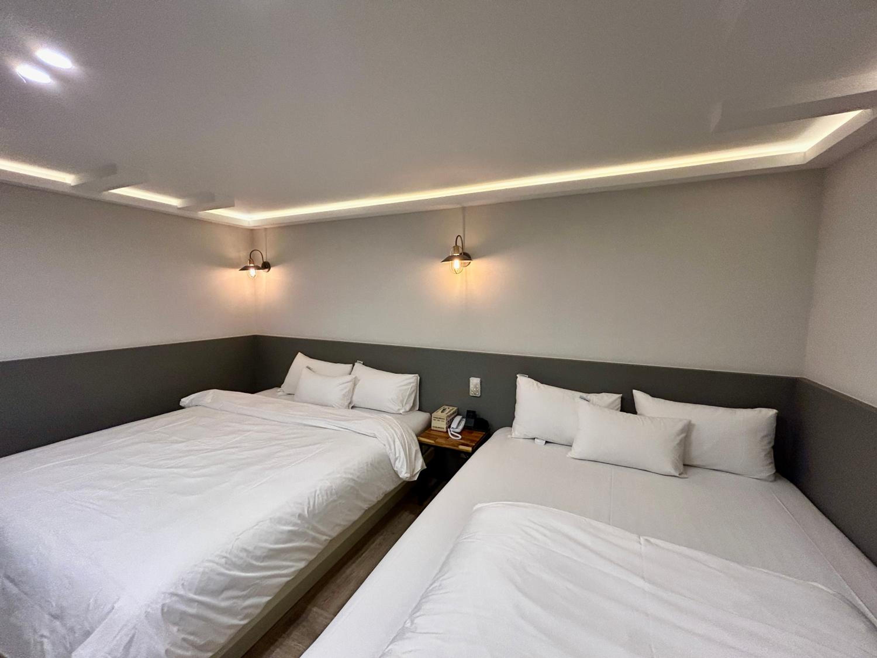 Suite A - Photo 3