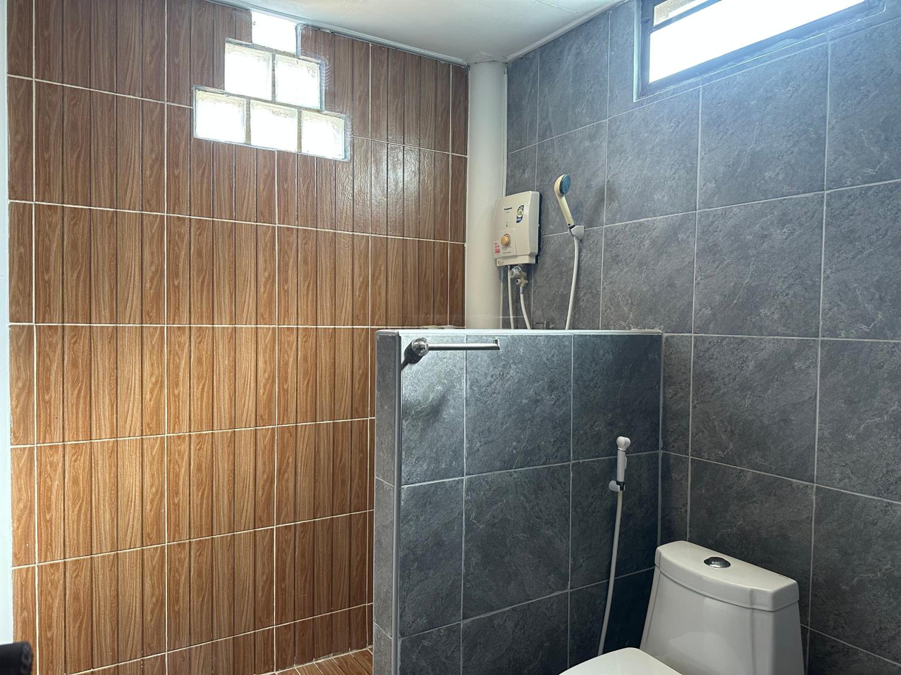 Deluxe Double or Twin Room photo 2