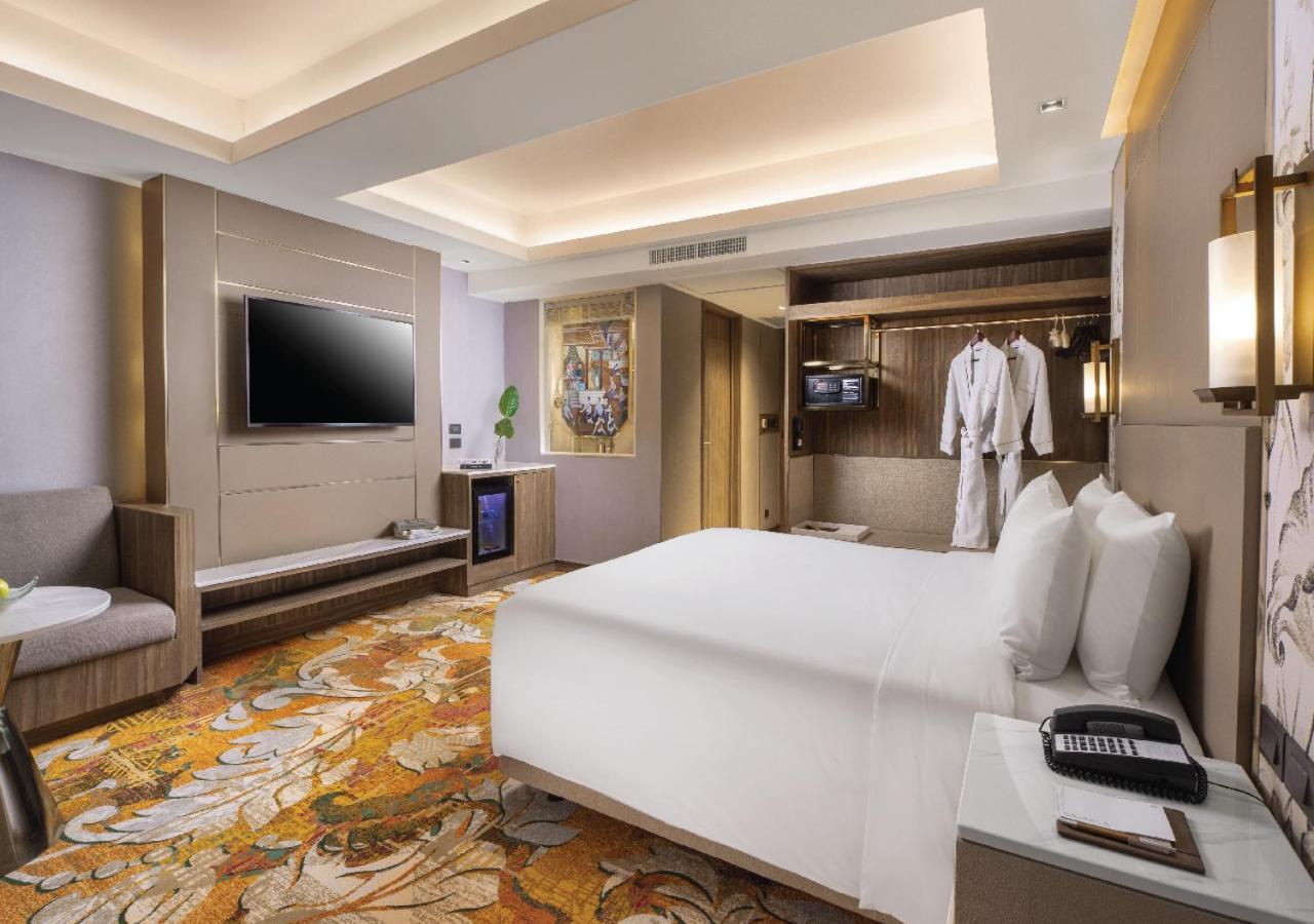 Deluxe Queen Room photo 2