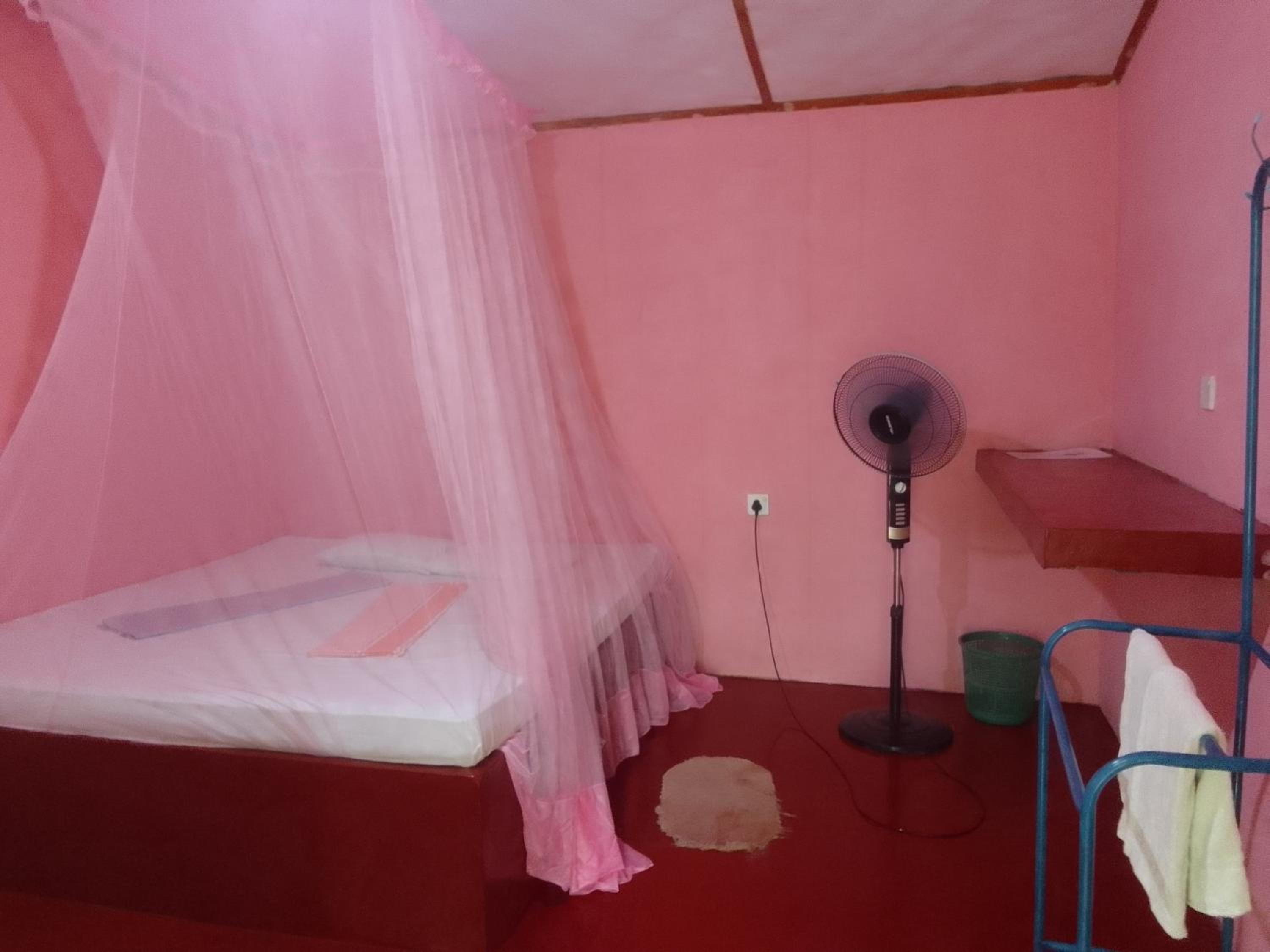 Basic Double Room photo 1