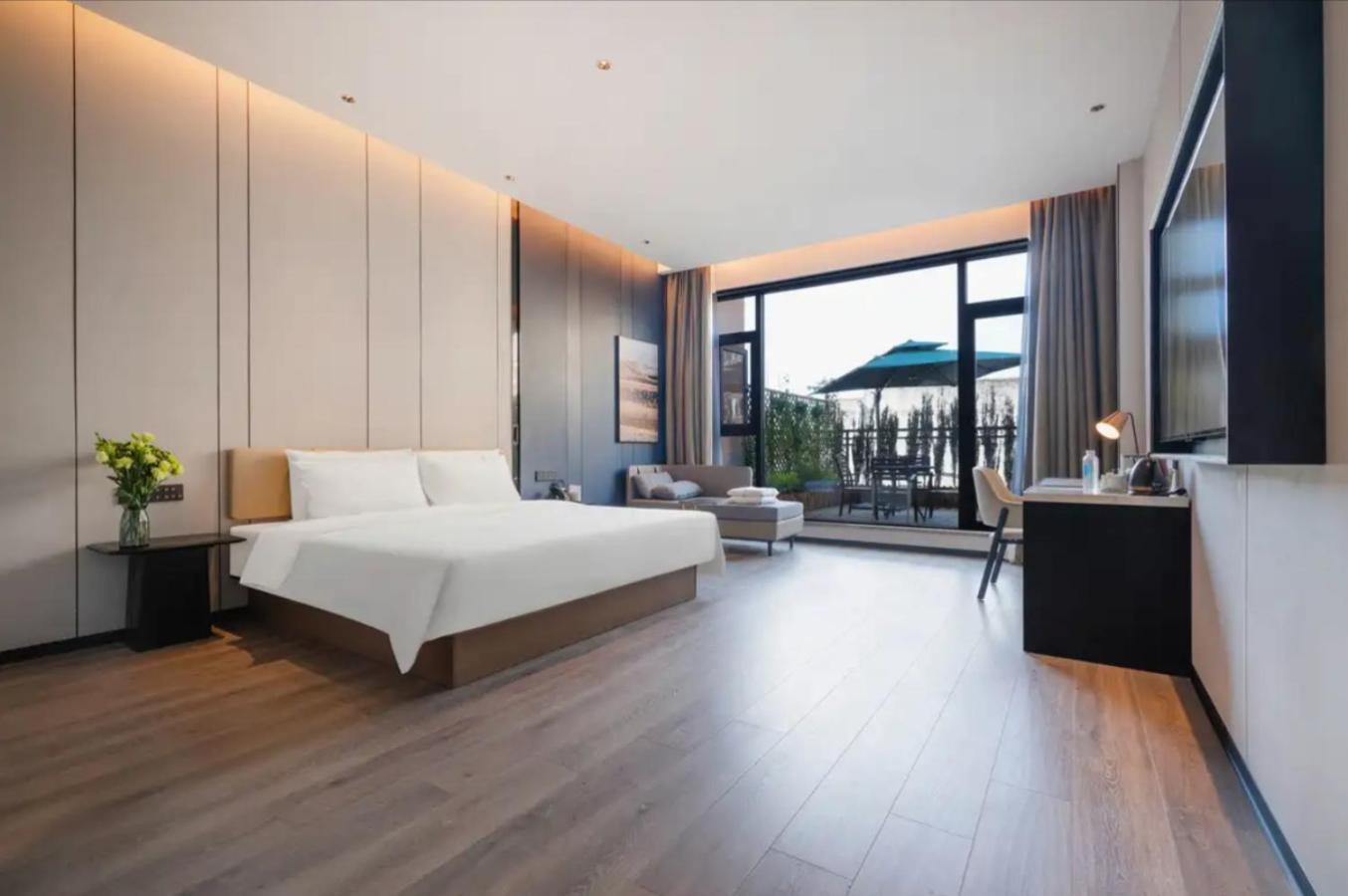 Jimu Double Room with Courtyard photo 2