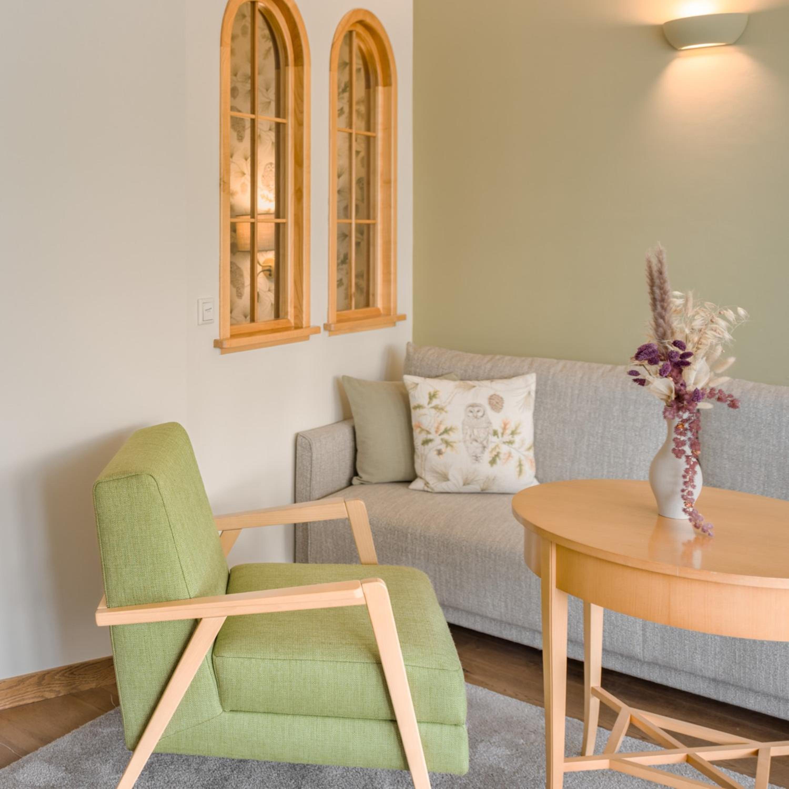 Tower Suite with Balcony and Lake View - Photo 3