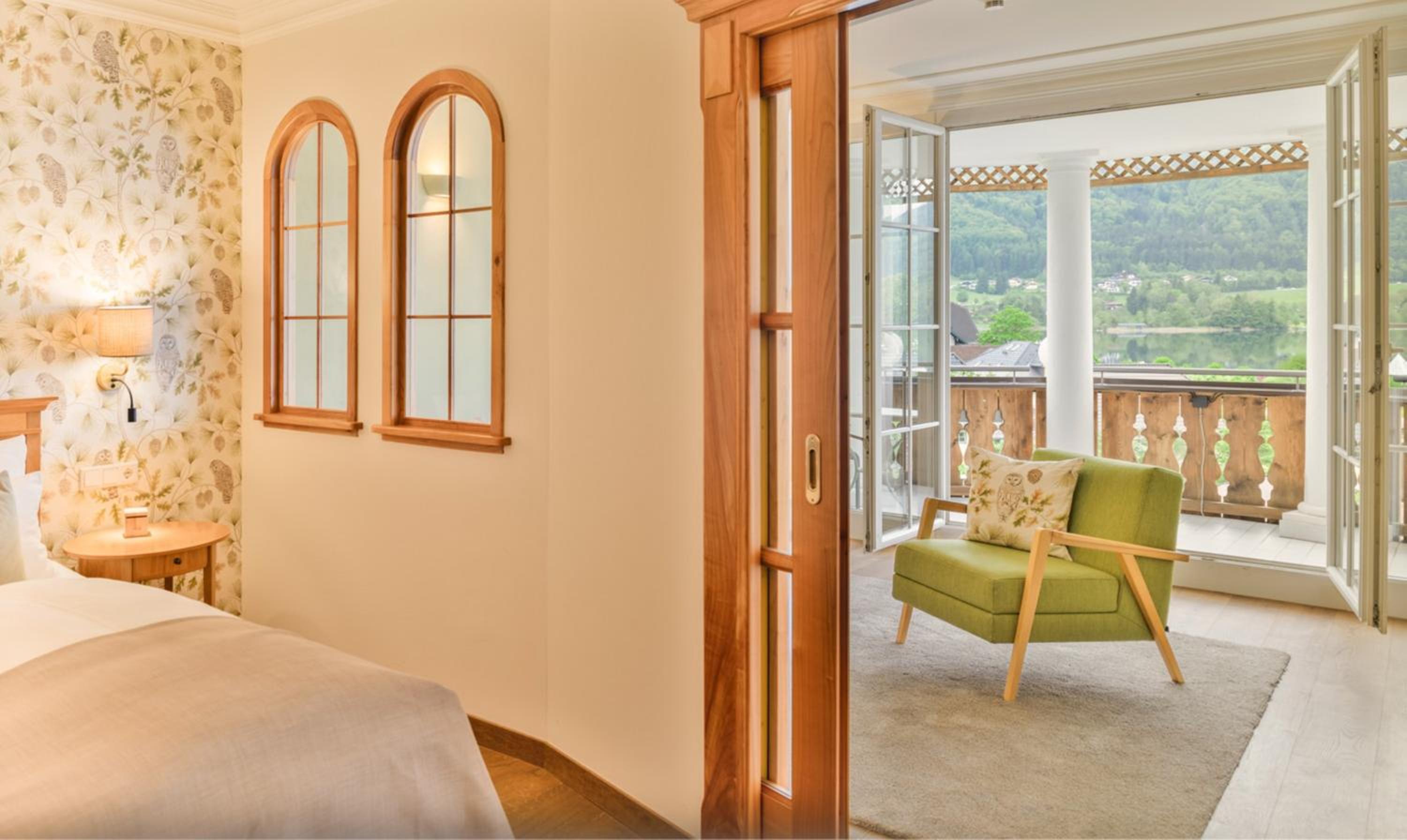 Tower Suite with Balcony and Lake View - Photo 2