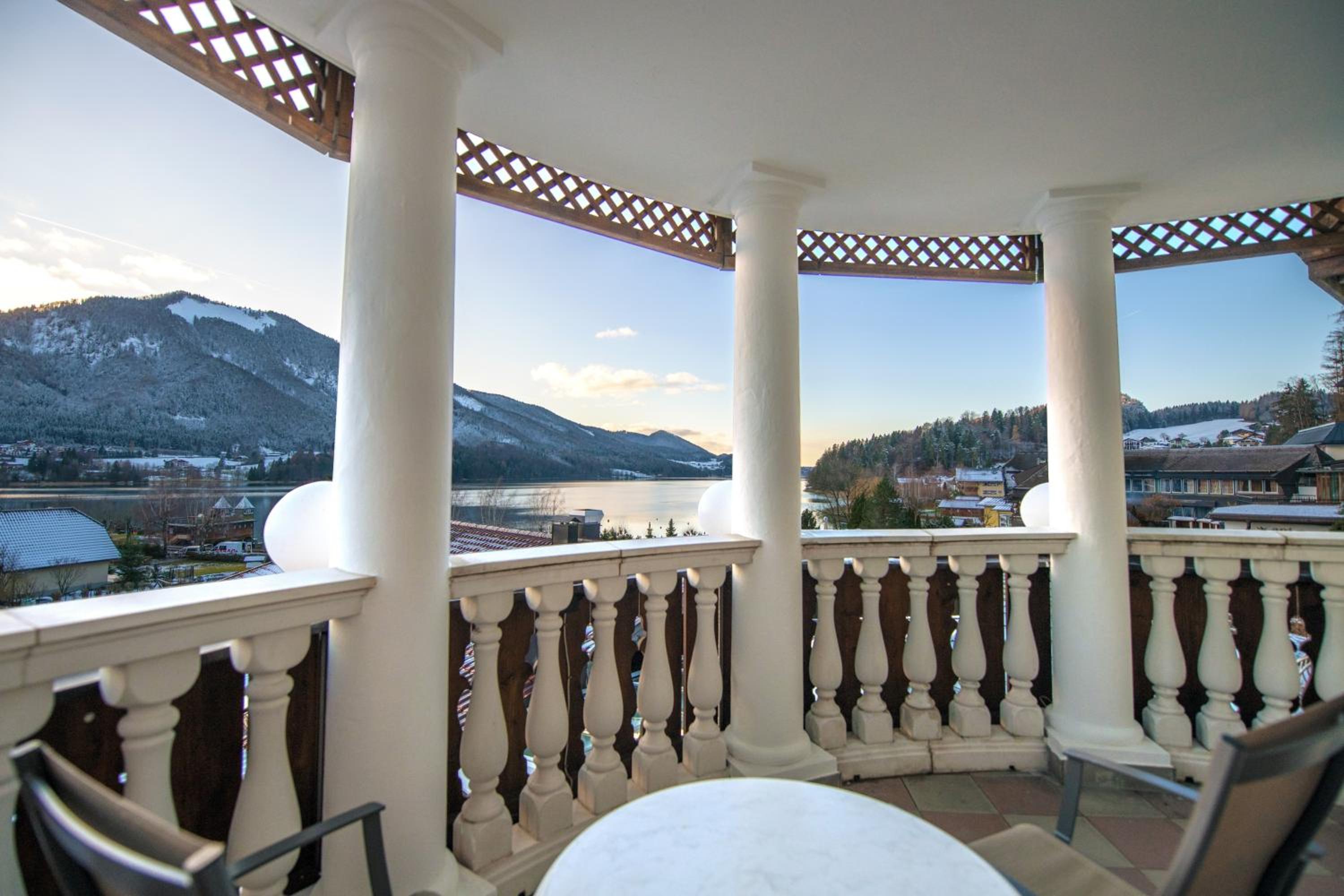 Tower Suite with Balcony and Lake View - Photo 5