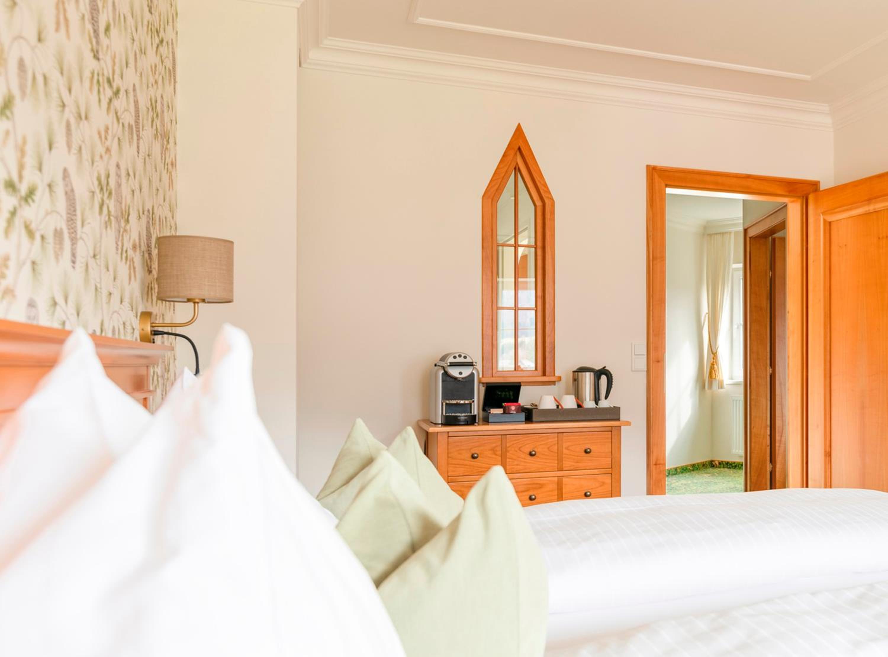 Deluxe Suite - Photo 1