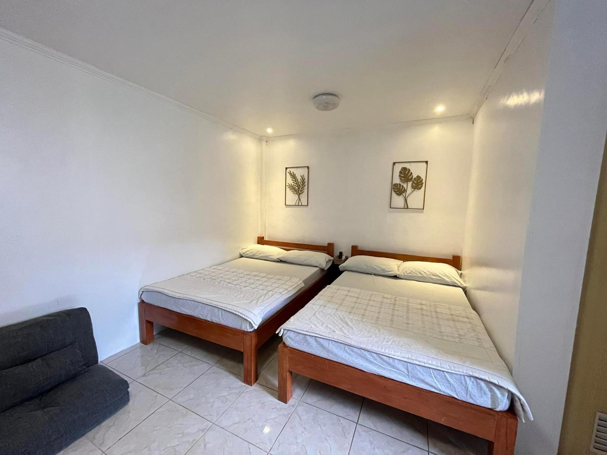 Standard Double Room with Two Double Beds photo 1