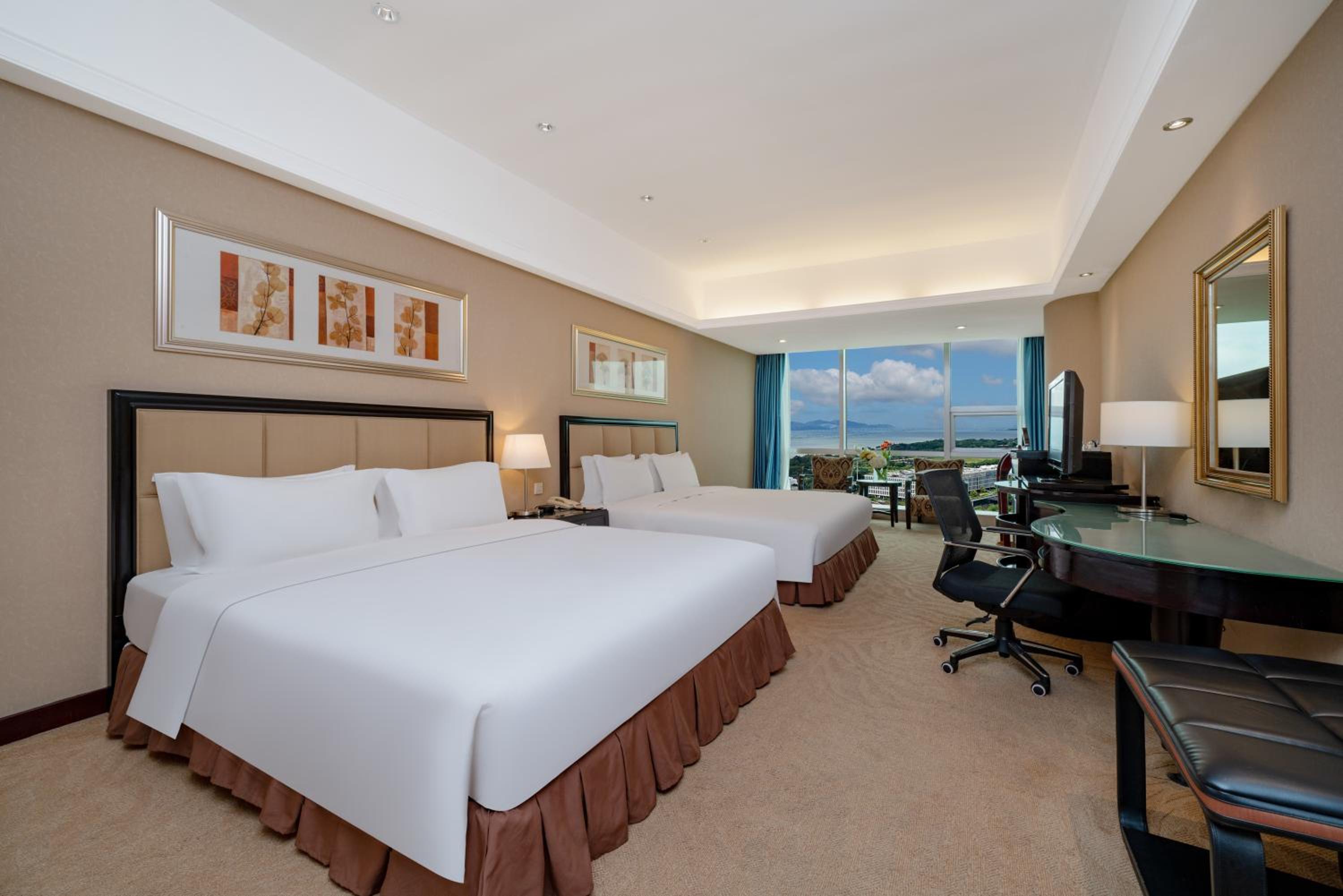 Deluxe Twin Room with Sea View