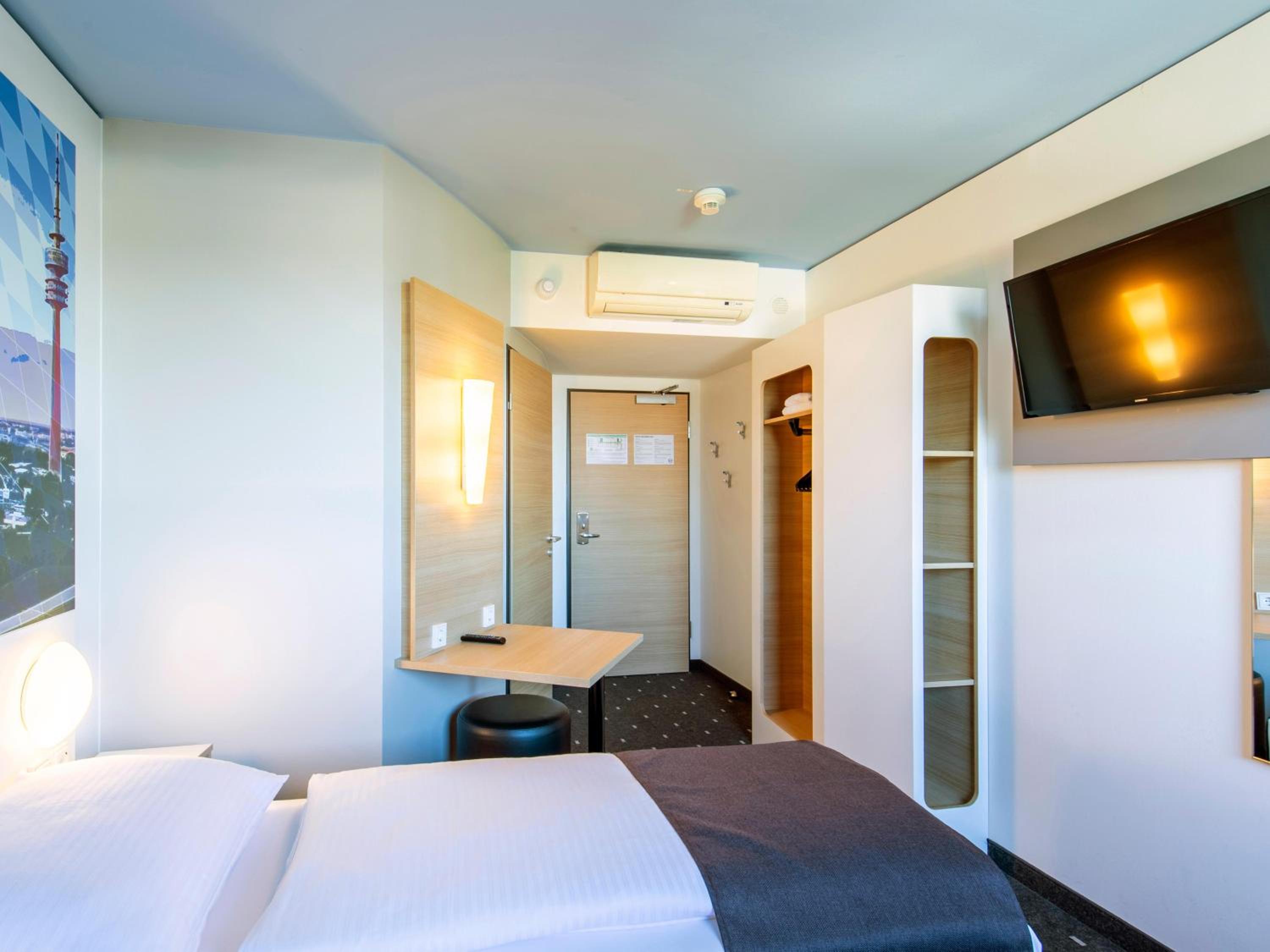 Twin Room - Photo 5