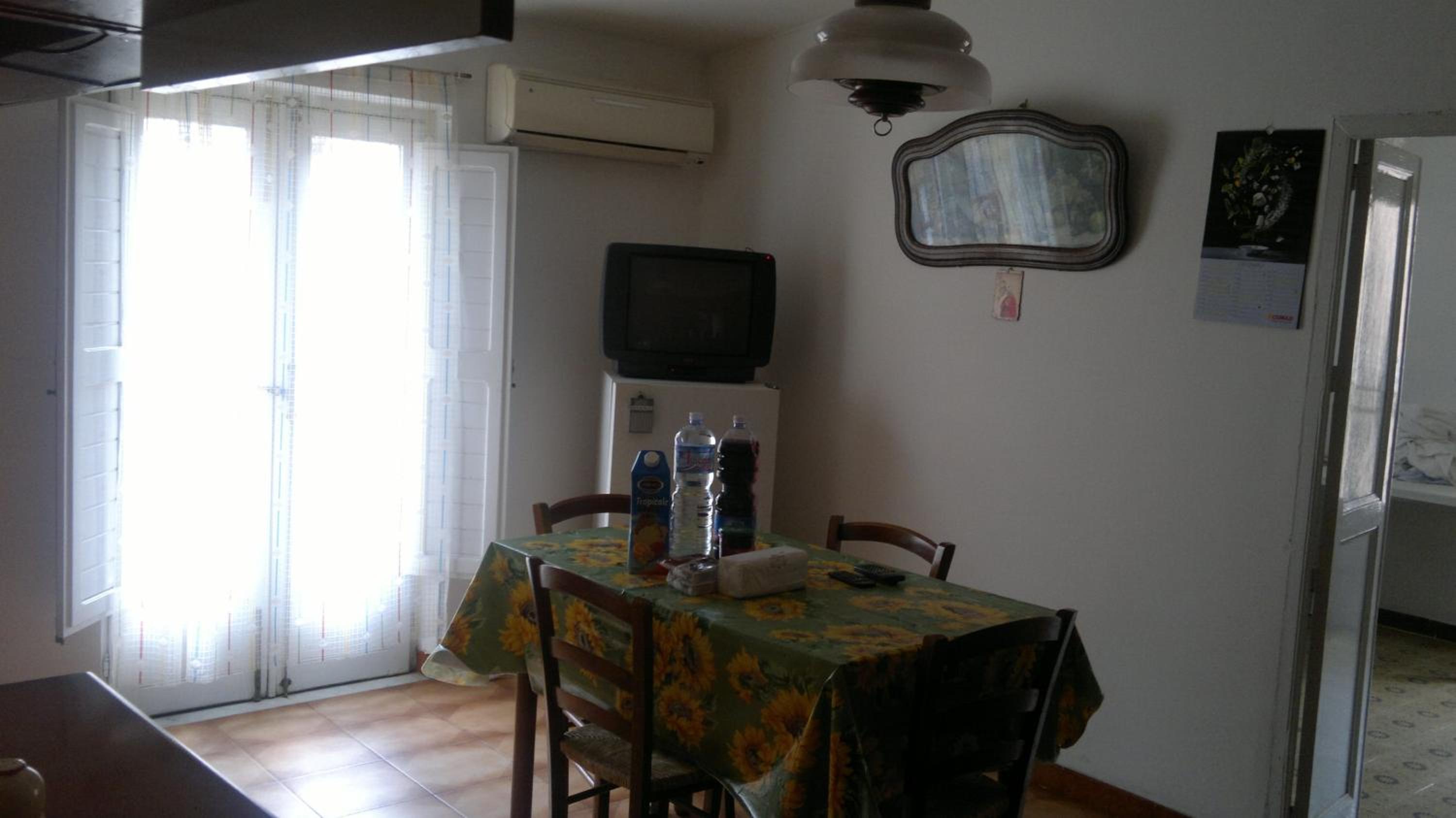 Double or Twin Room - Photo 5