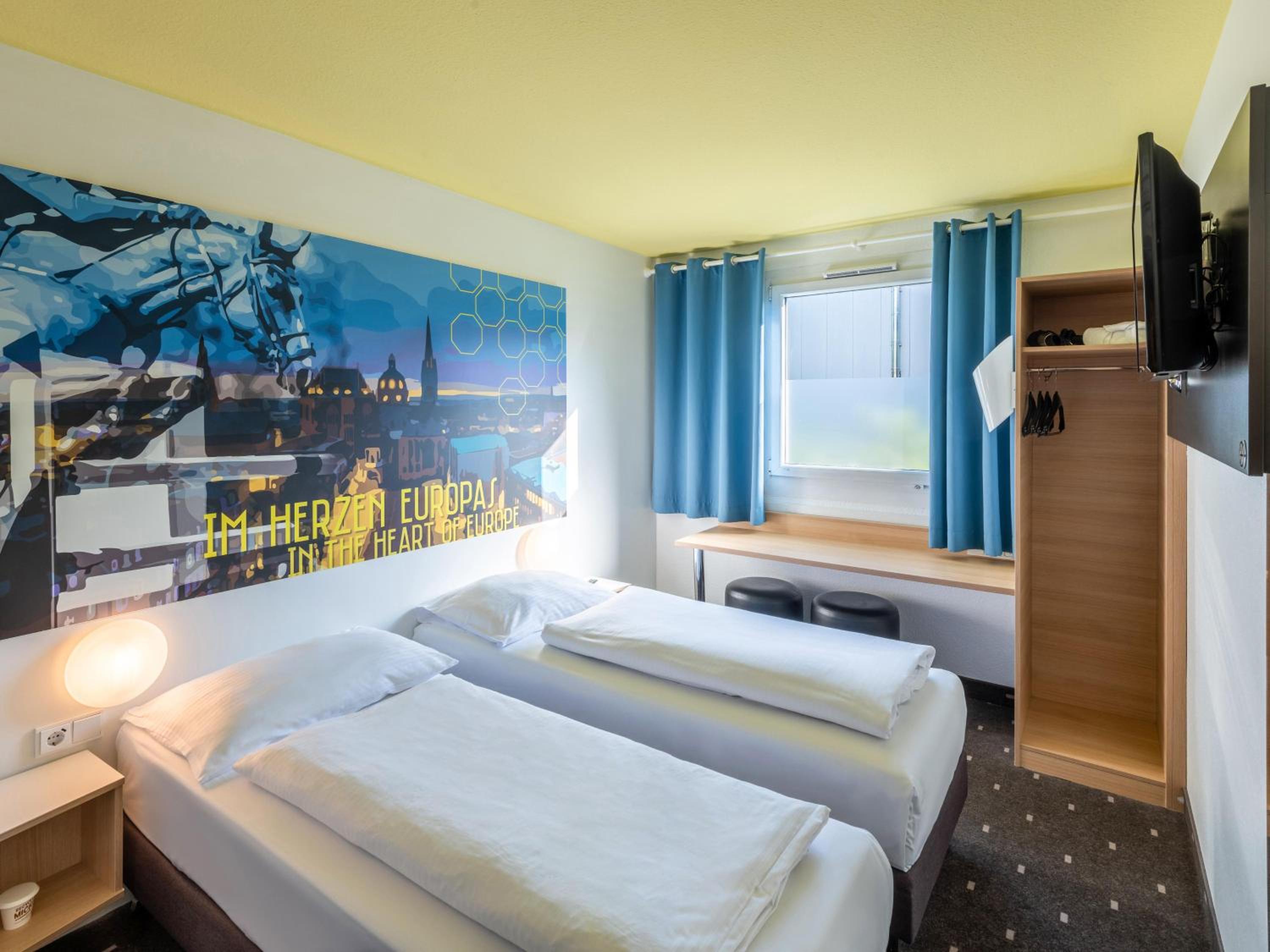 Twin Room - Photo 4