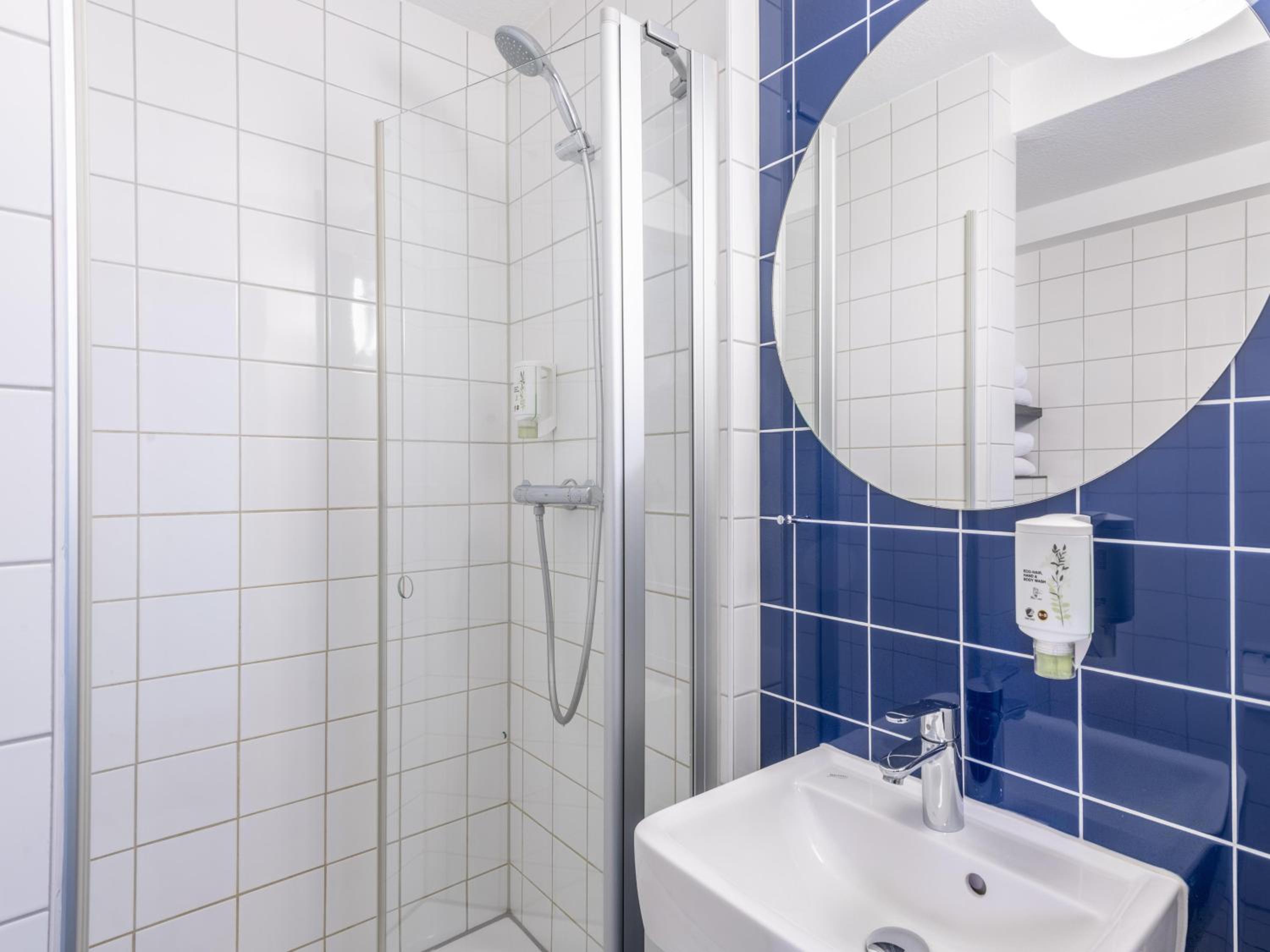 Double Room - Photo 5