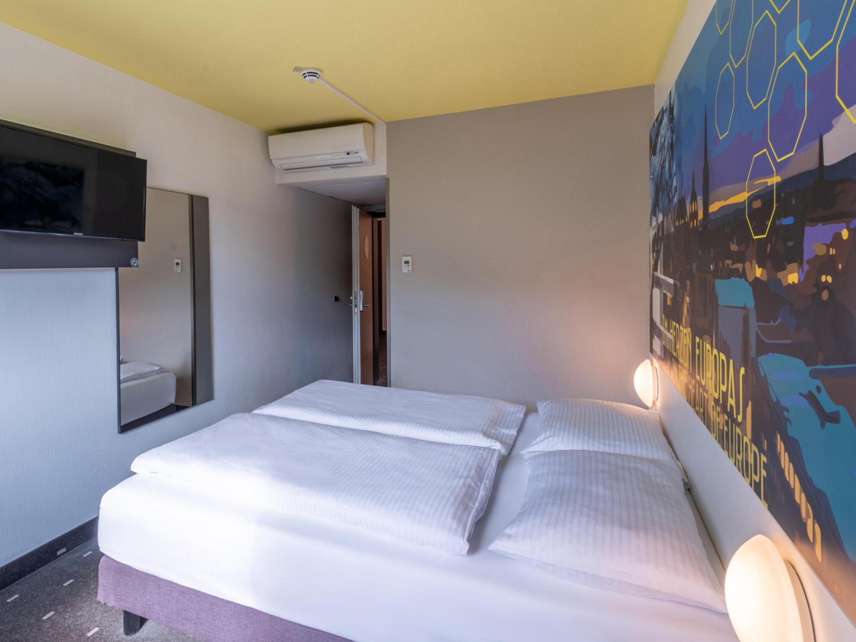 Double Room - Photo 3