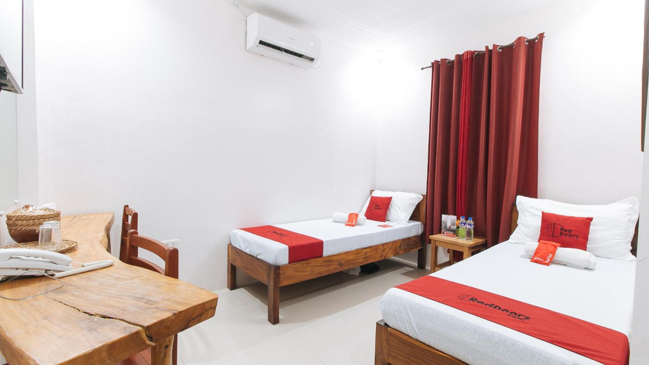 Standard Double Room - Photo 4