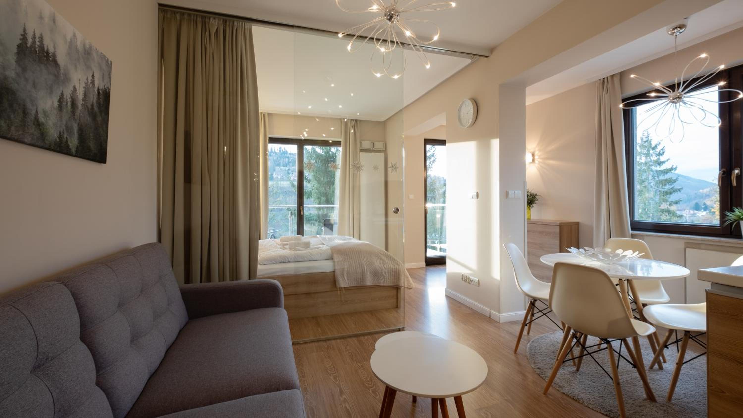 One-Bedroom Apartment photo 2