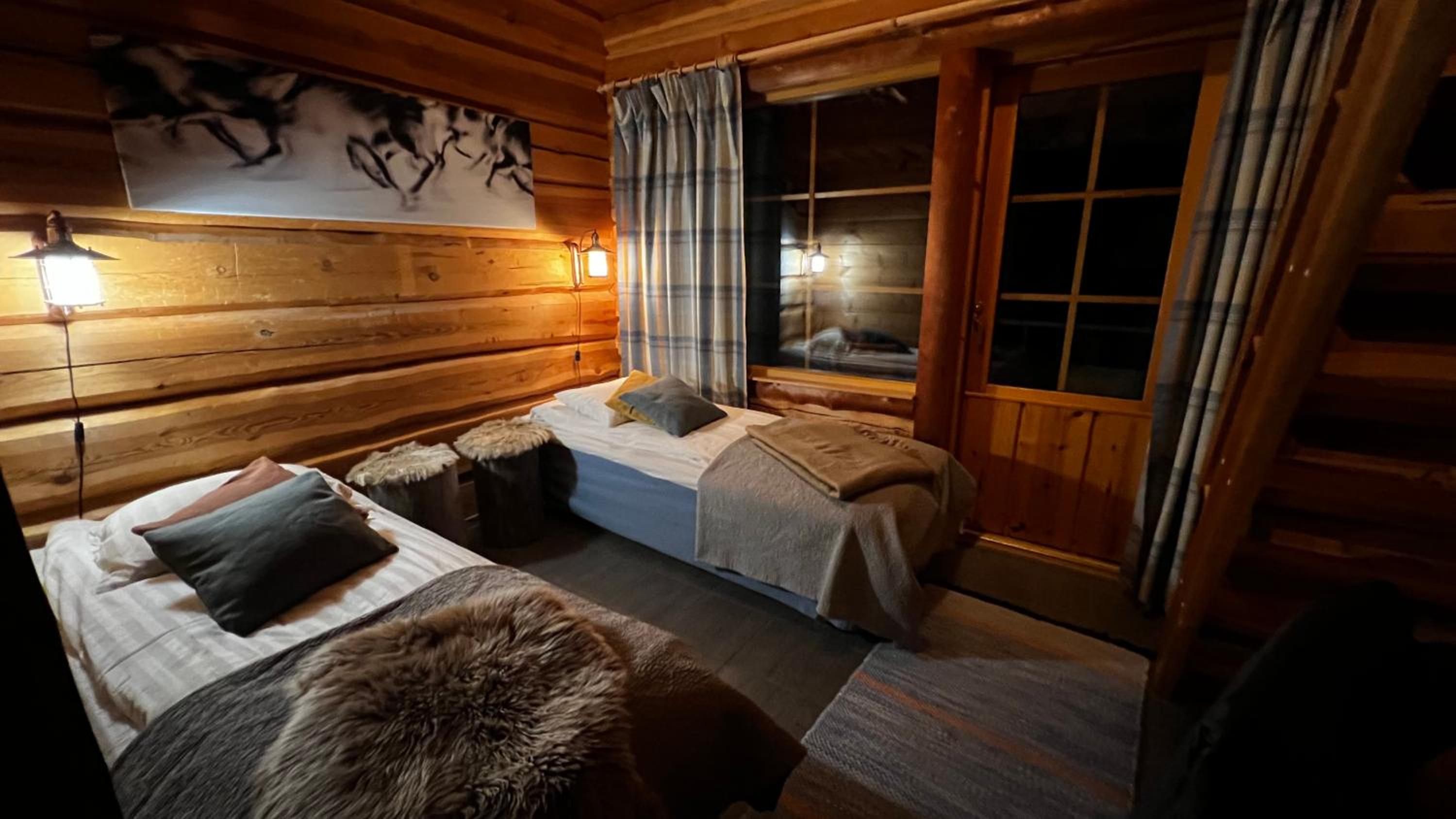 Twin Room with Private Bathroom photo 1