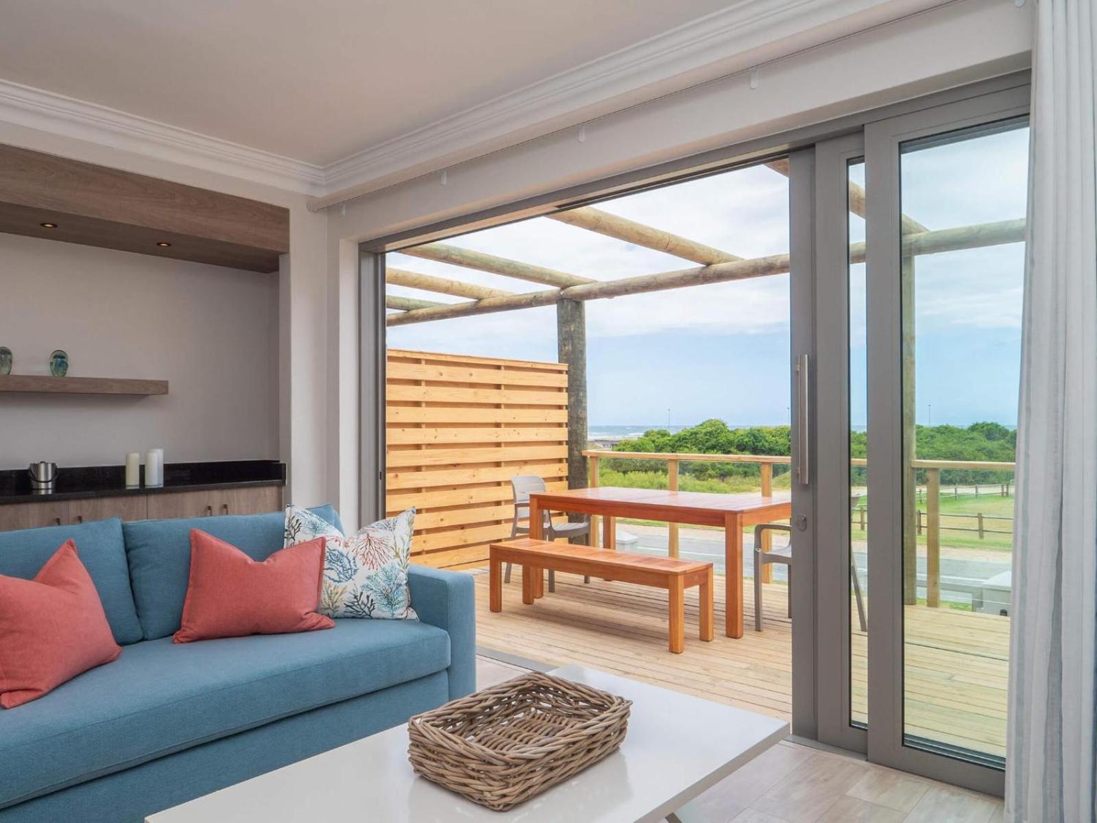 Queen Suite with Sea View - Photo 5