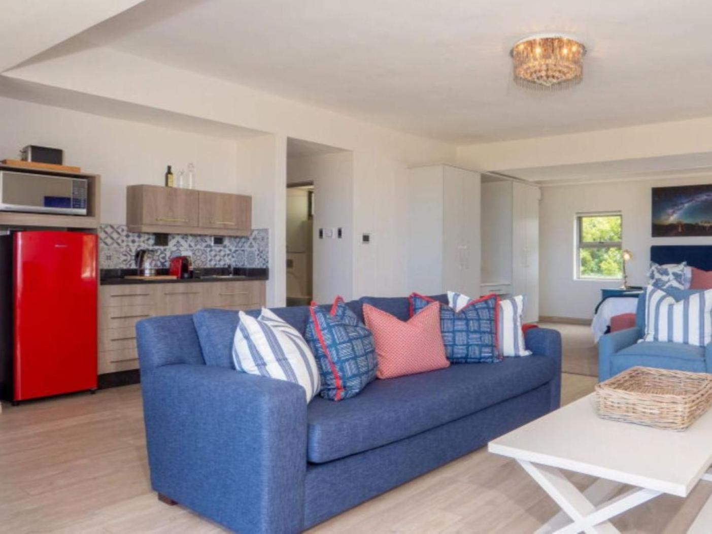 King Suite with Sea View - Photo 7