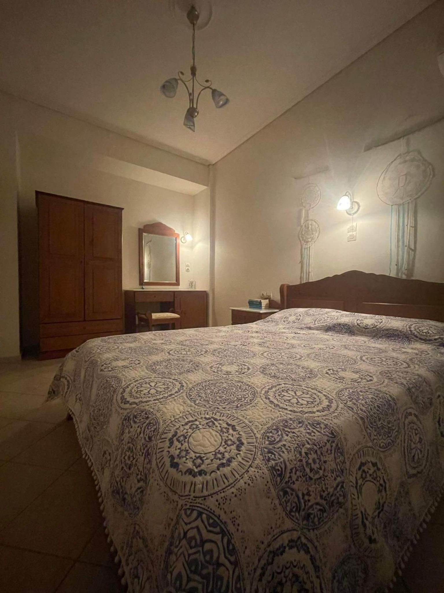 One-Bedroom Apartment with Sea View photo 1