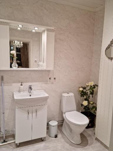 Double Room With Private Bathroom photo 2