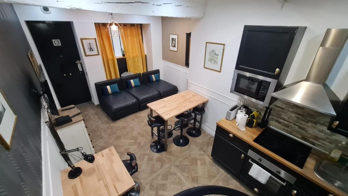 Apartment photo 2