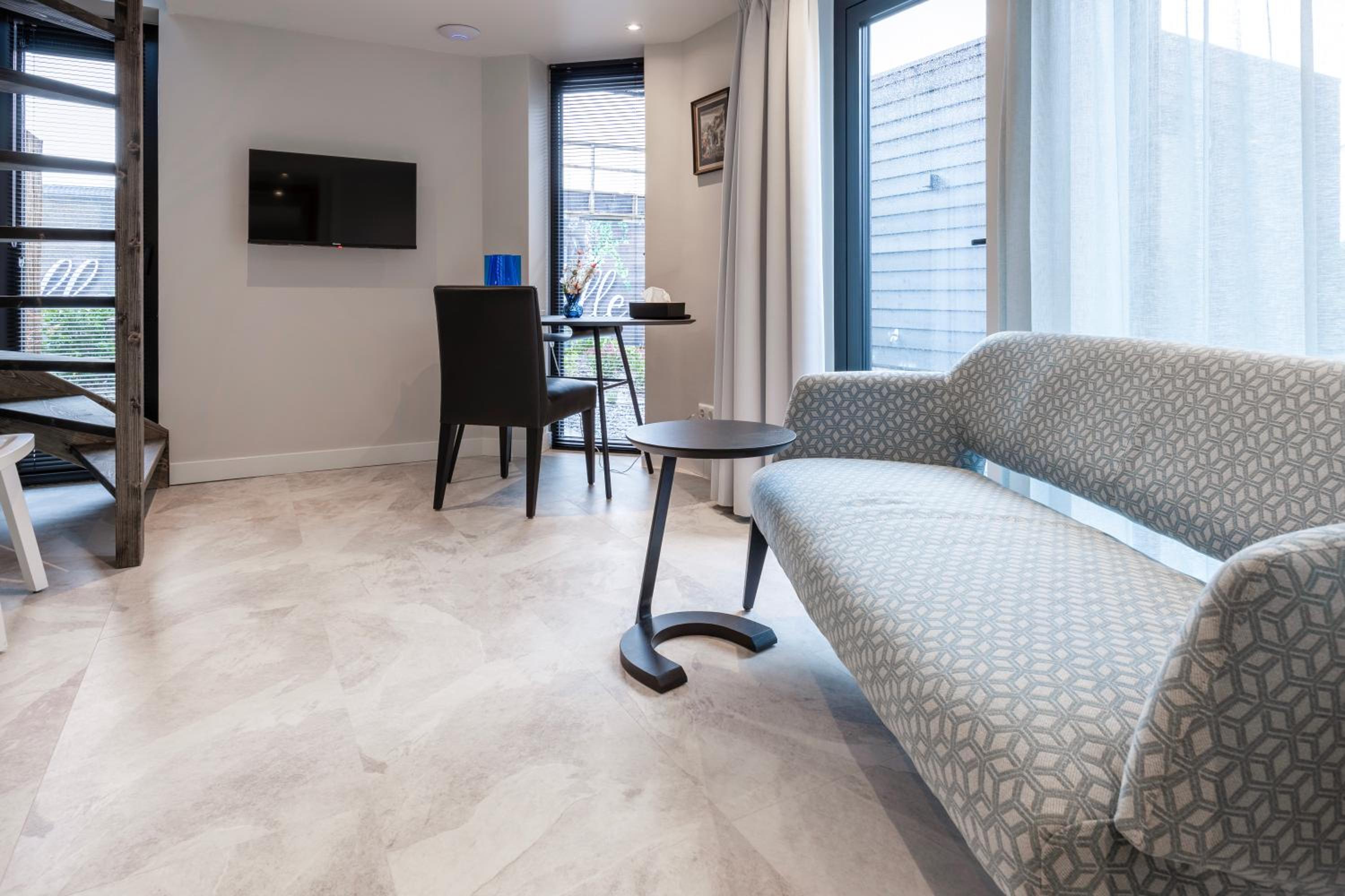 Deluxe Double Room photo 3