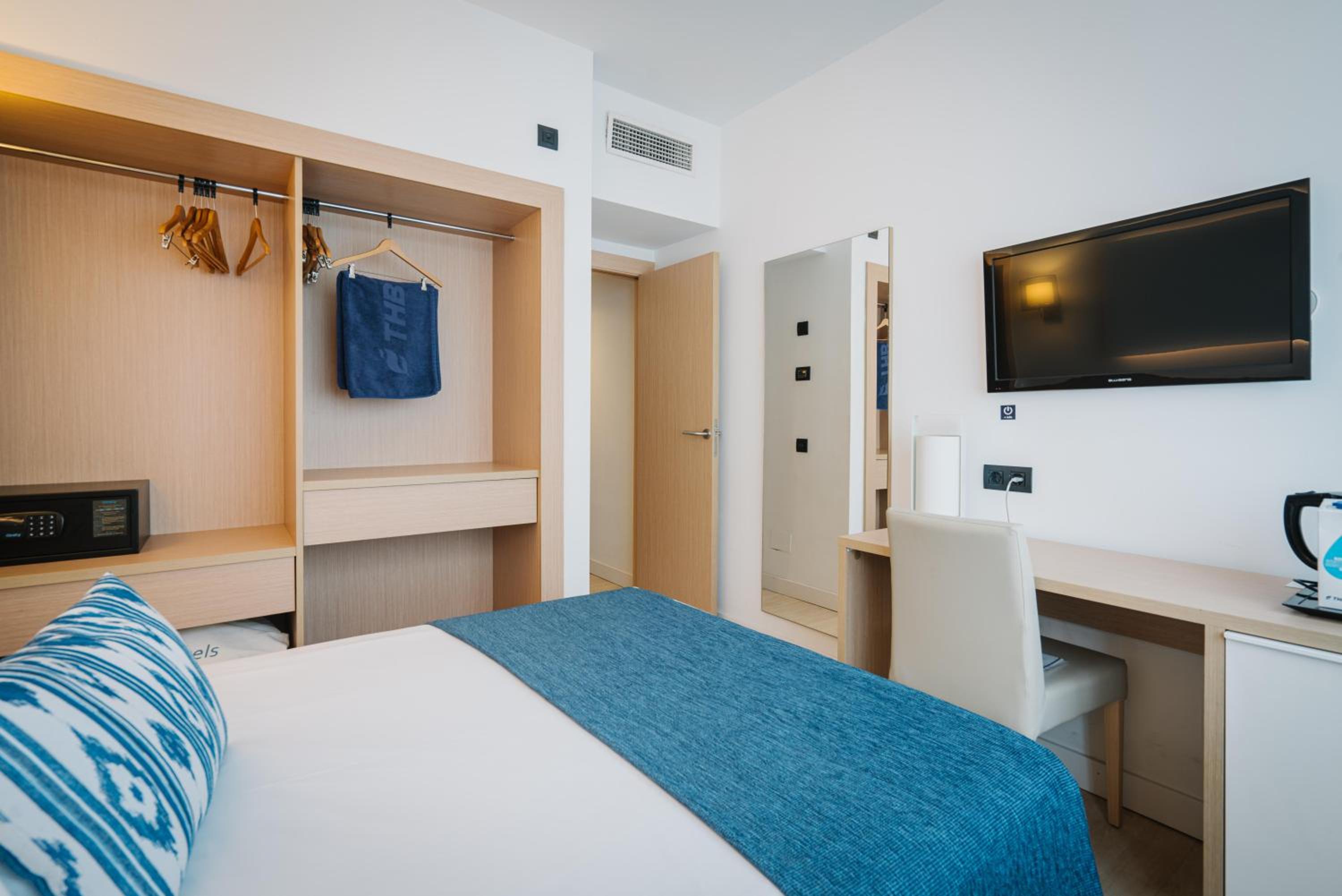 Single Room photo 3