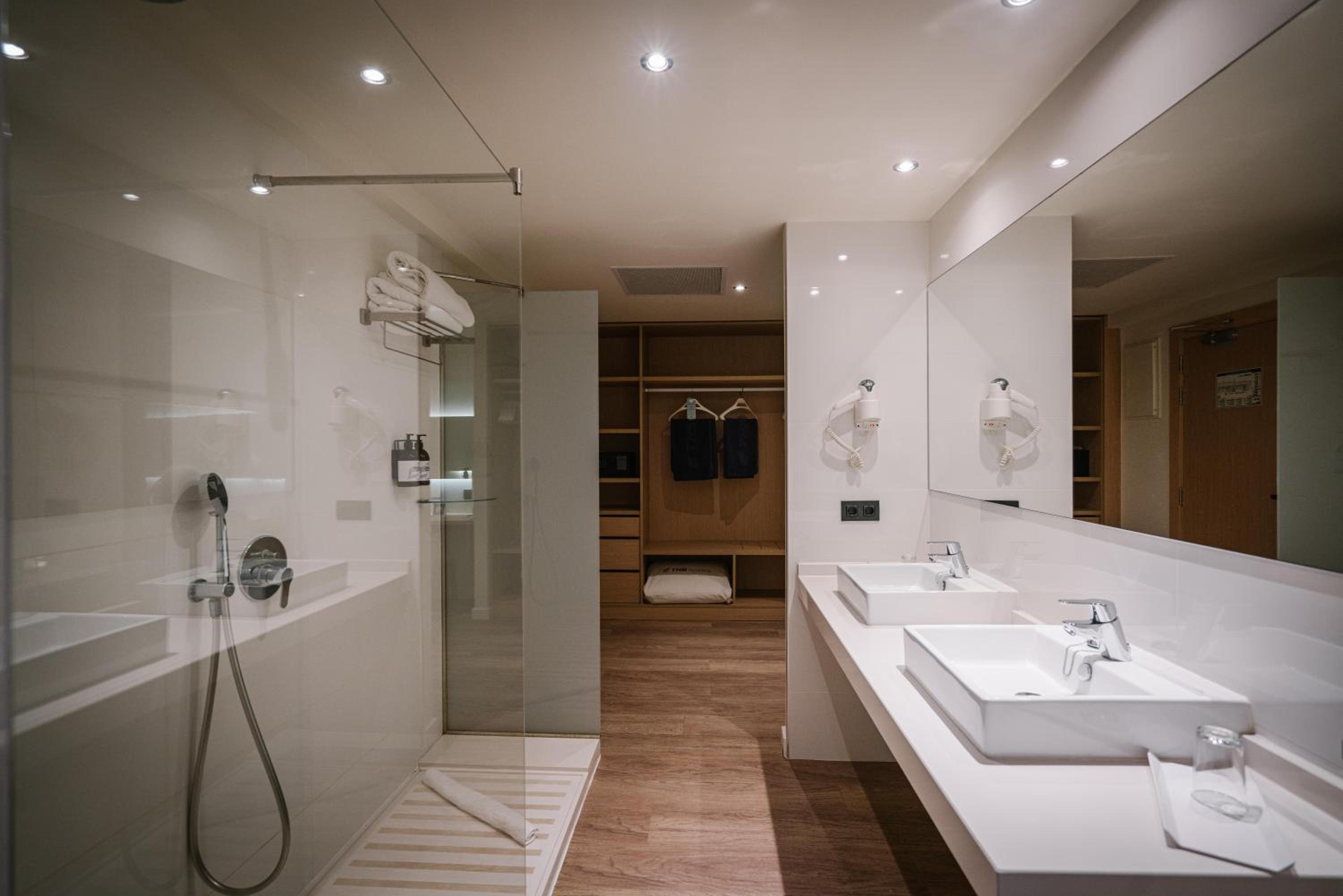 Executive Double Room - Photo 3