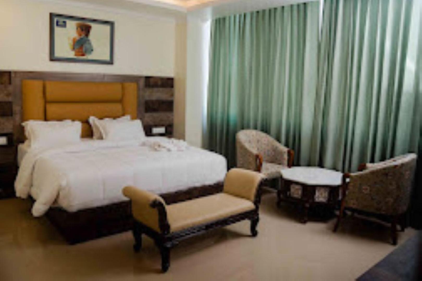 Executive Suite