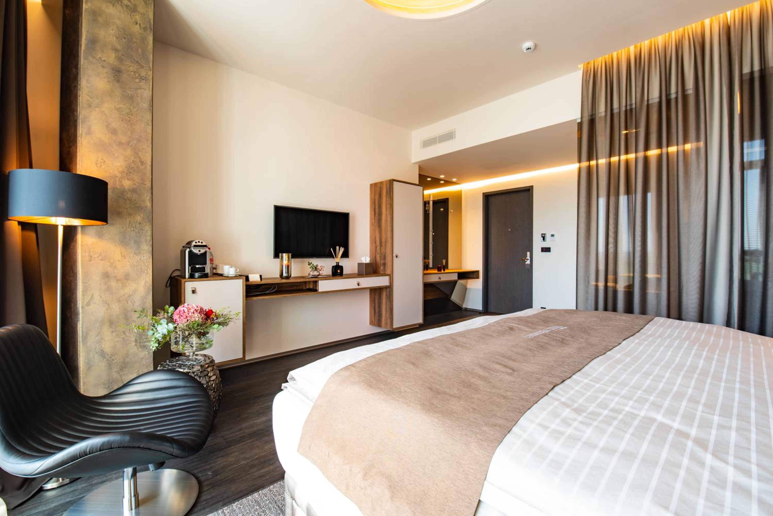 Double Room - Disability Access photo 1