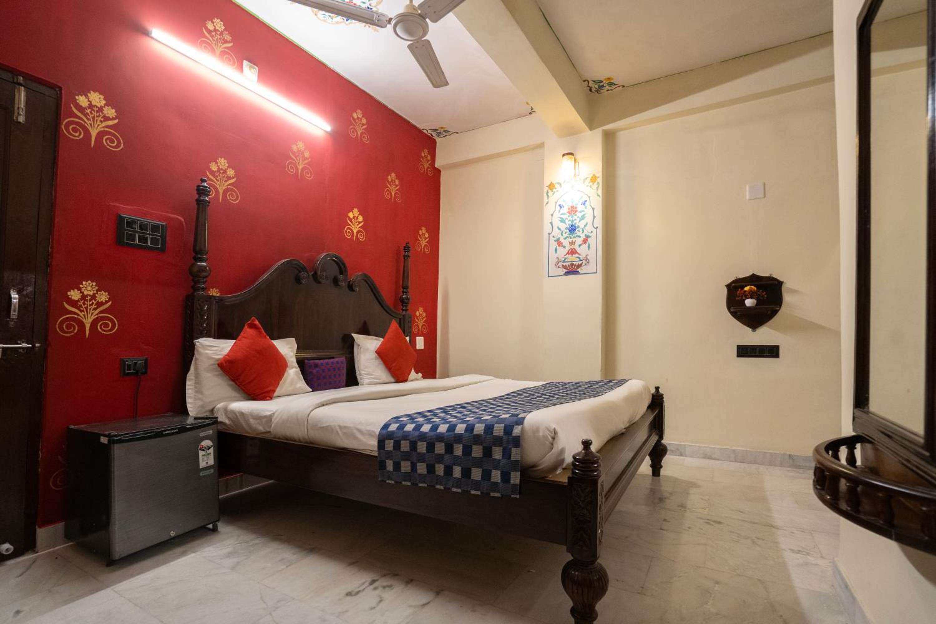 Superior Jharokha Room - Photo 7
