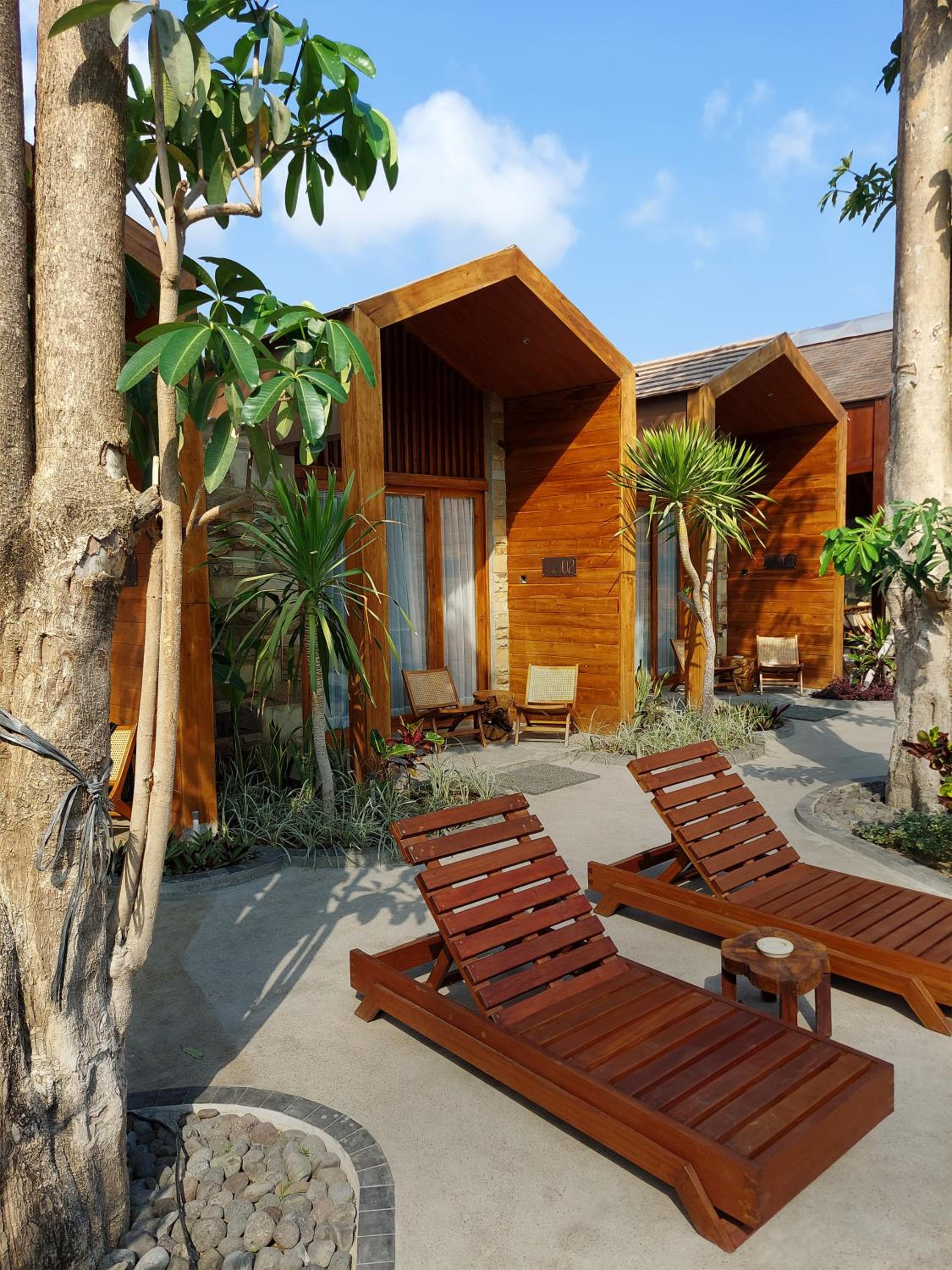 One-Bedroom Bungalow - Photo 10
