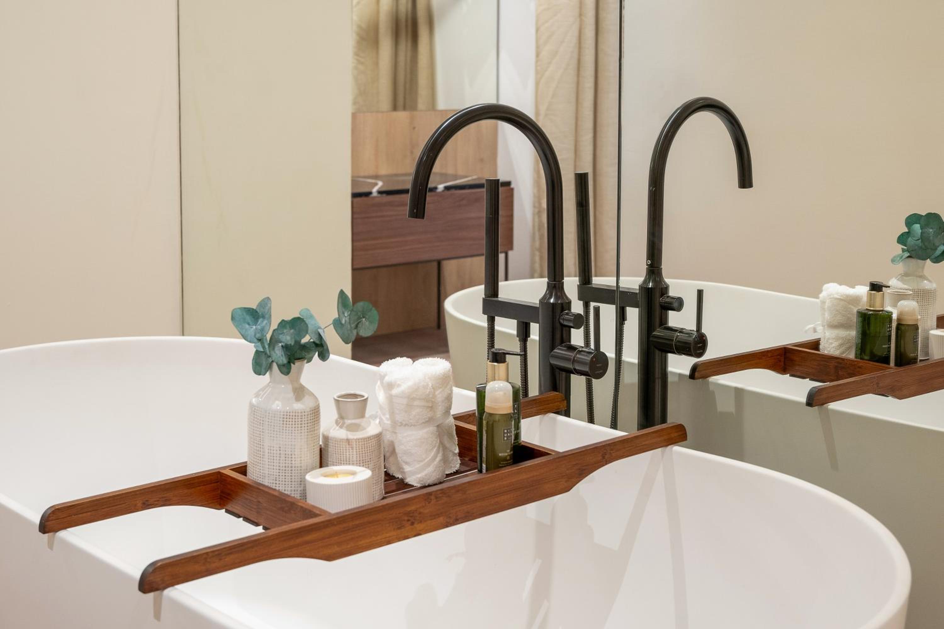 The Level Junior Suite - Photo 9
