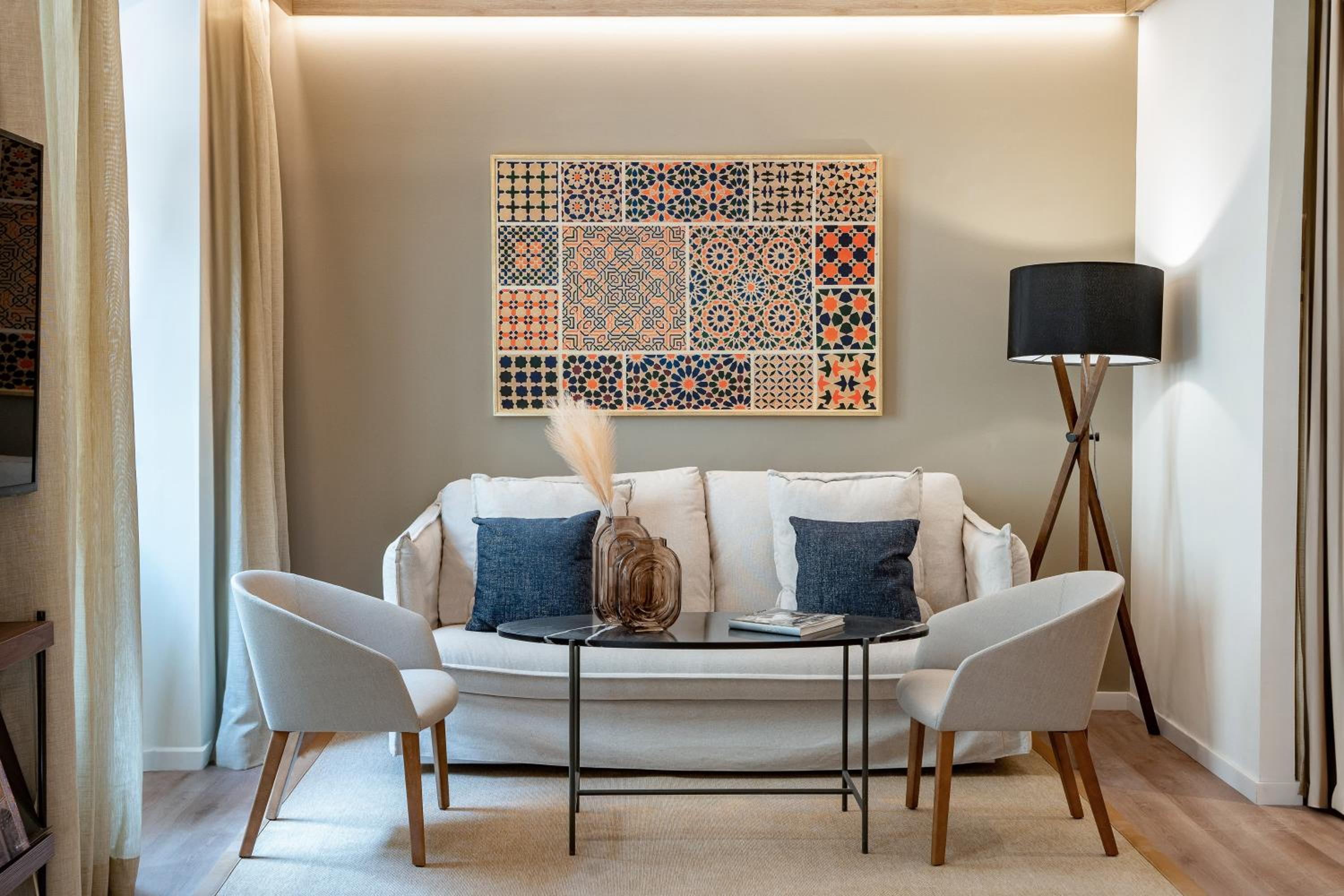 The Level Junior Suite - Photo 6