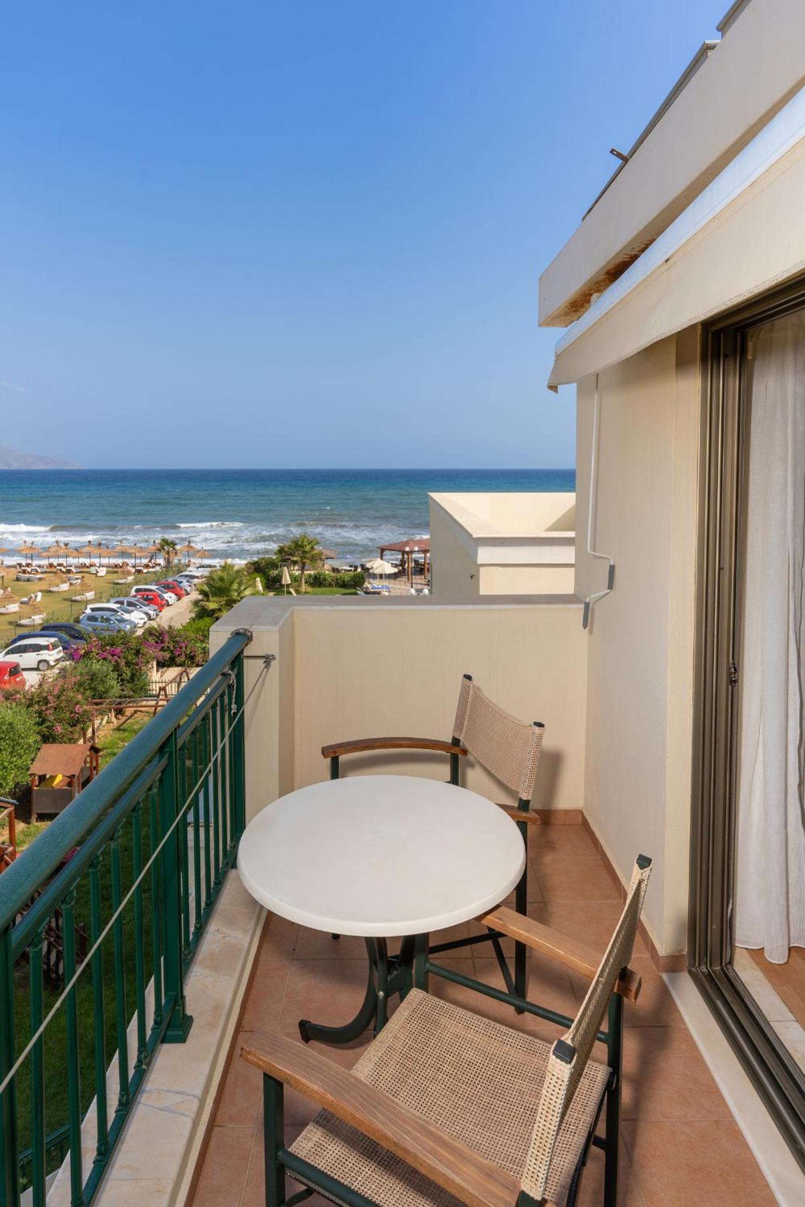 Standard Room with Sea View photo 2