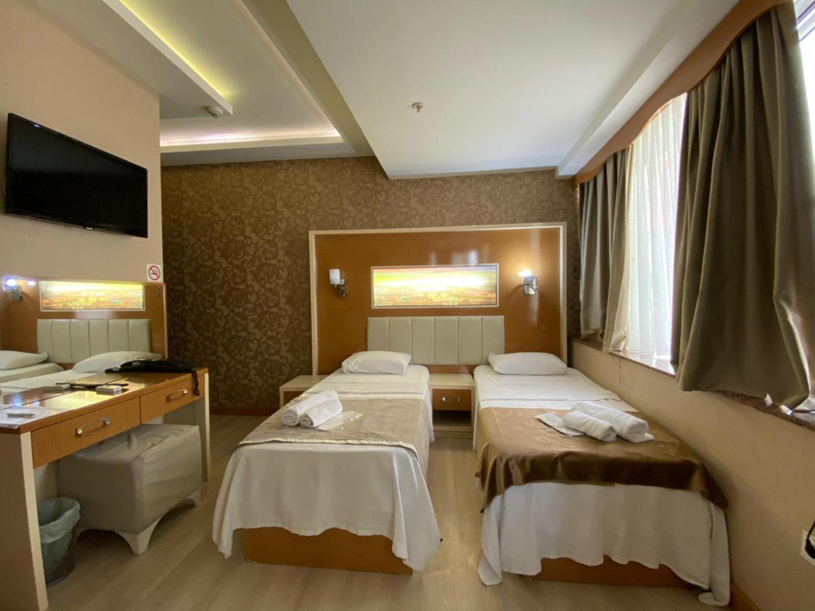 Budget Twin Room photo 3