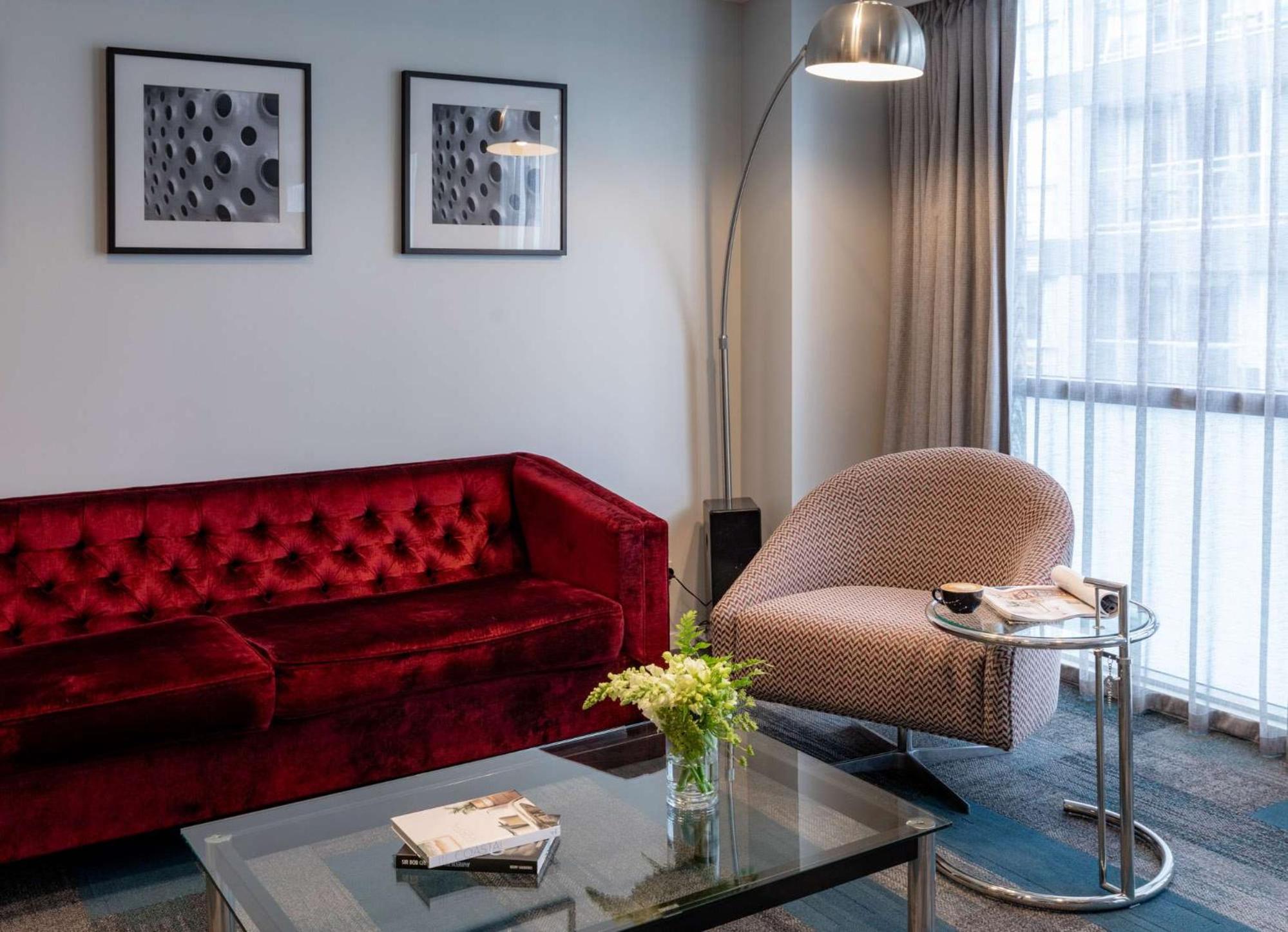 Executive King Suite - Photo 4