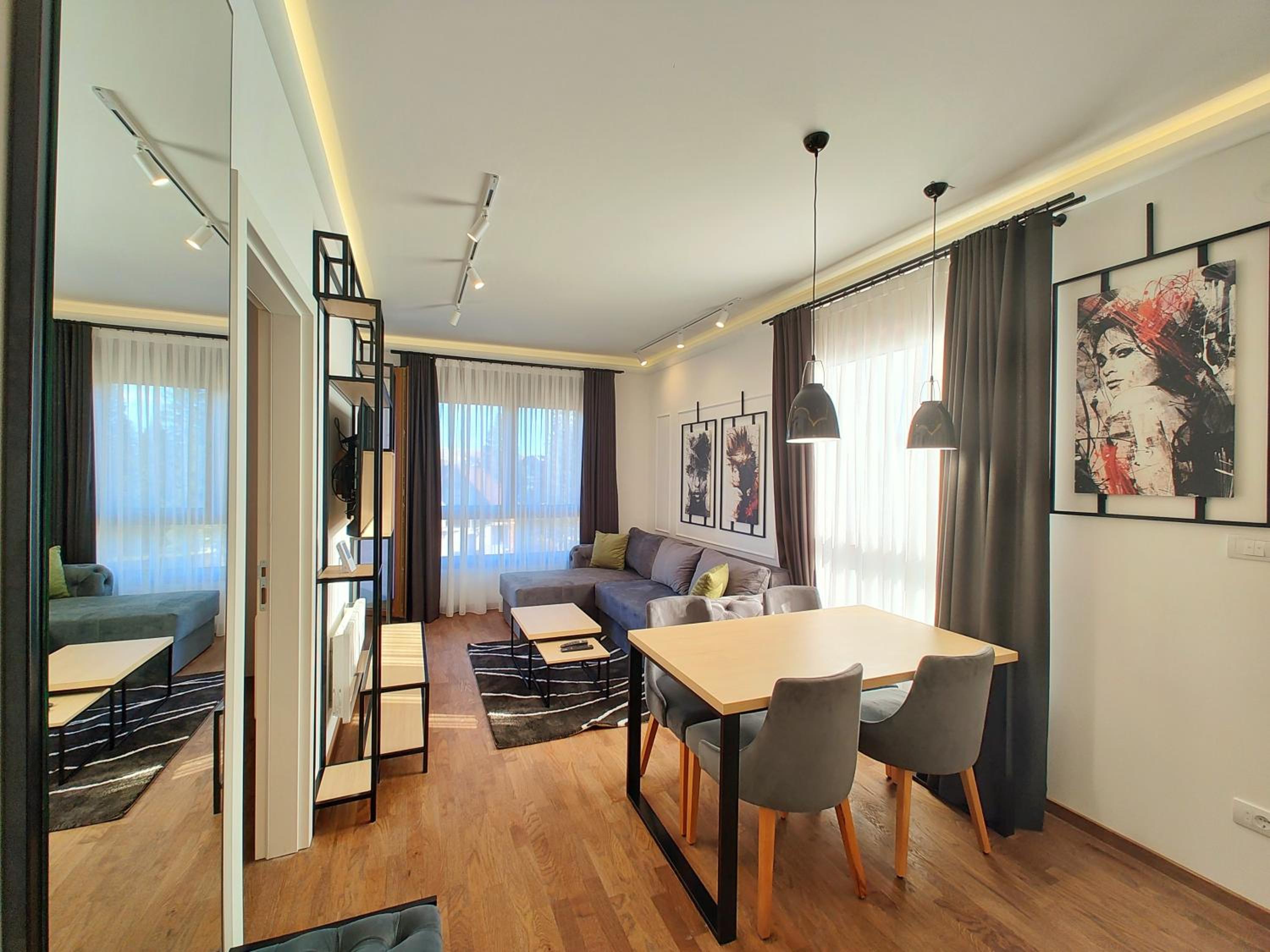 One-Bedroom Apartment