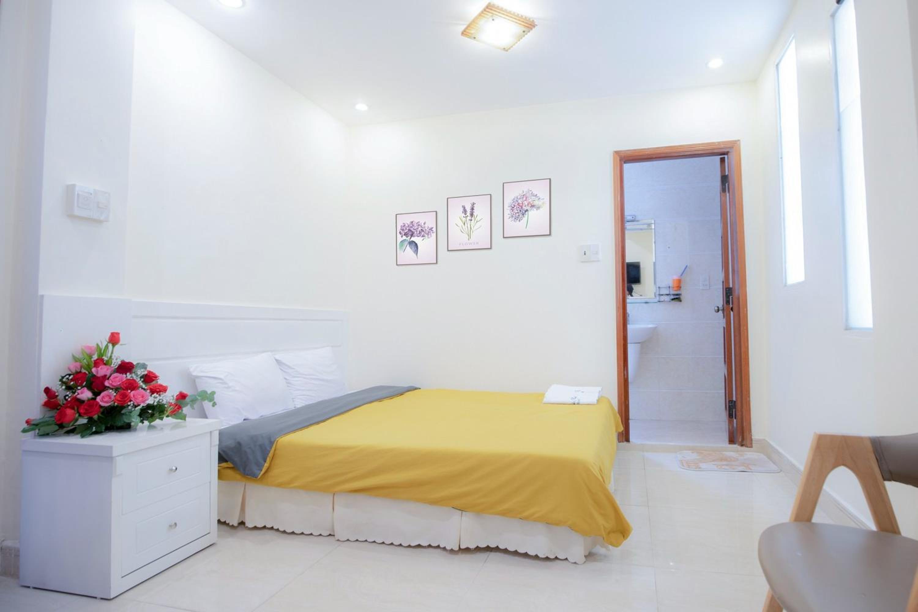 Standard Double Room - Photo 7