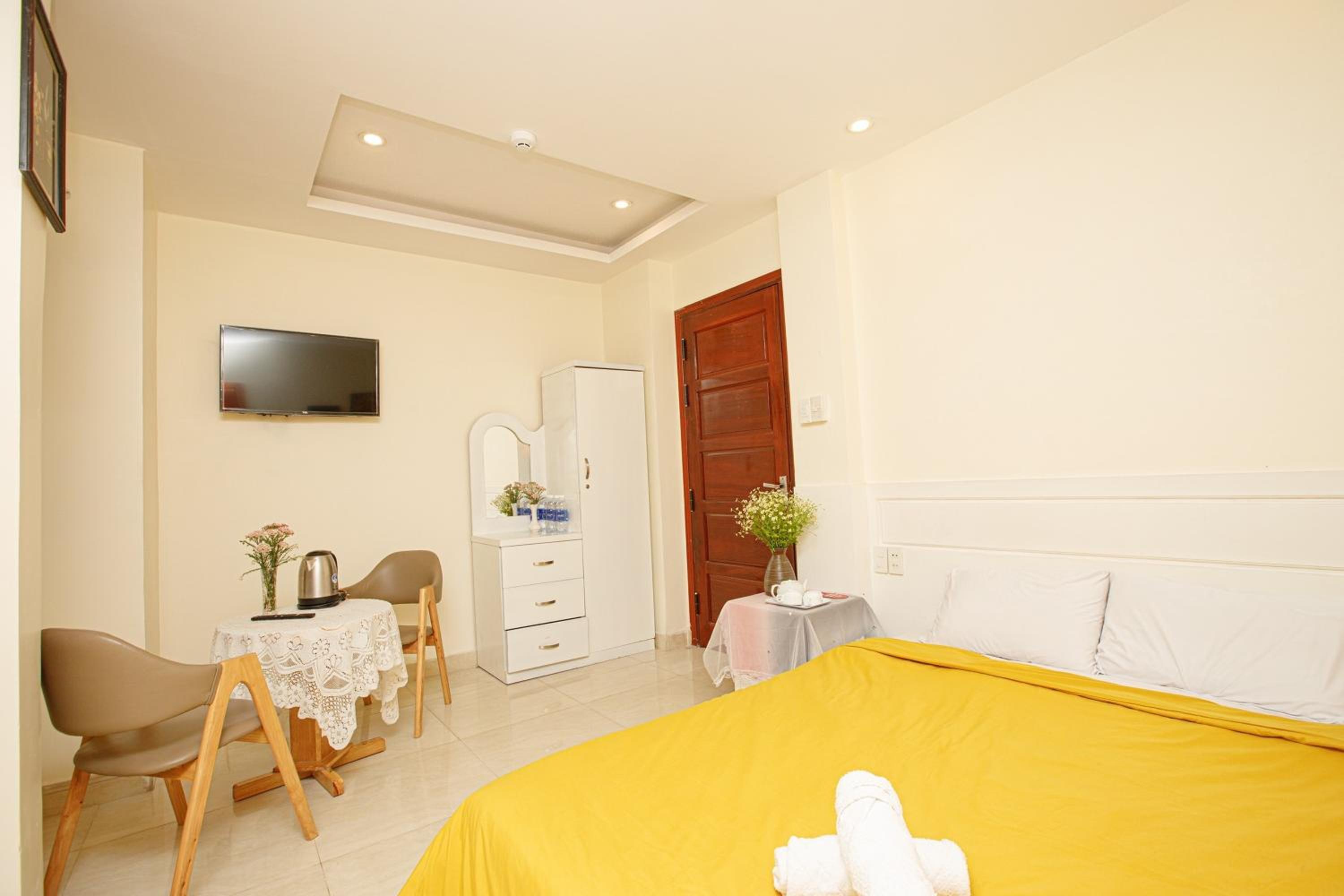 Standard Double Room - Photo 2