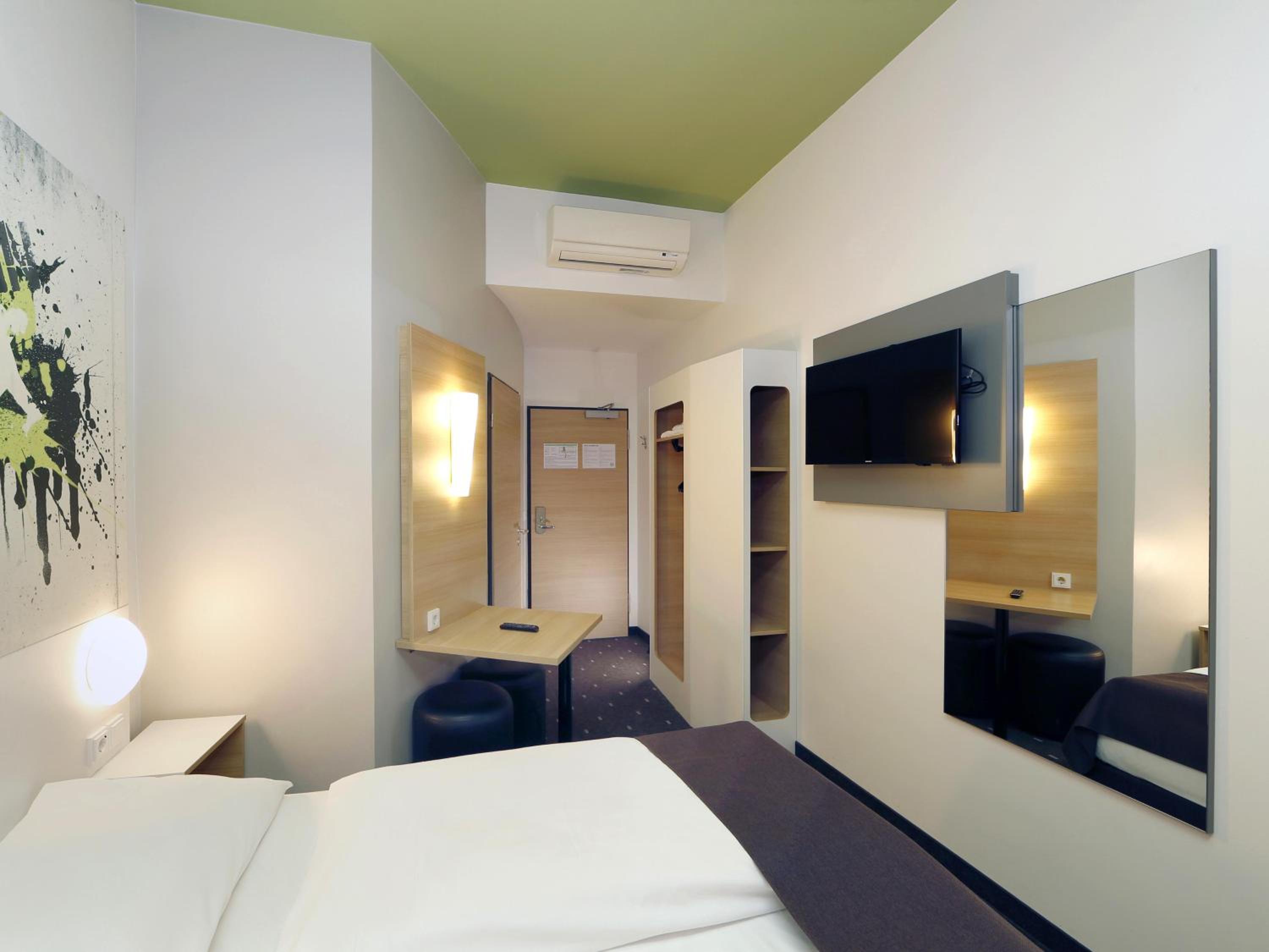 Double Room - Photo 4