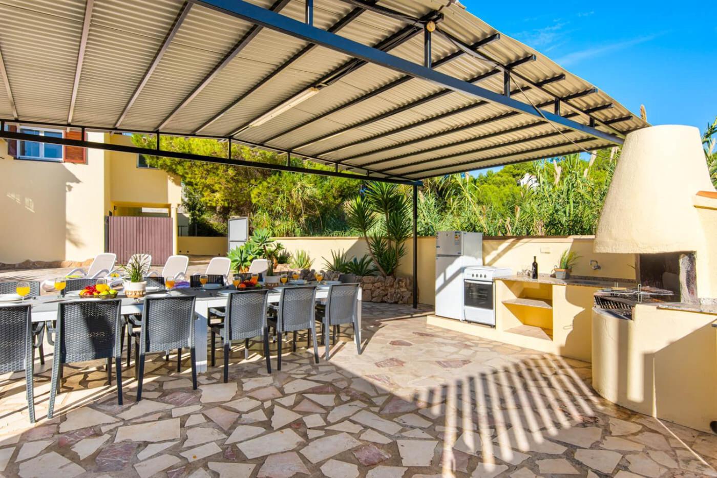 Villa with Private Pool photo 3