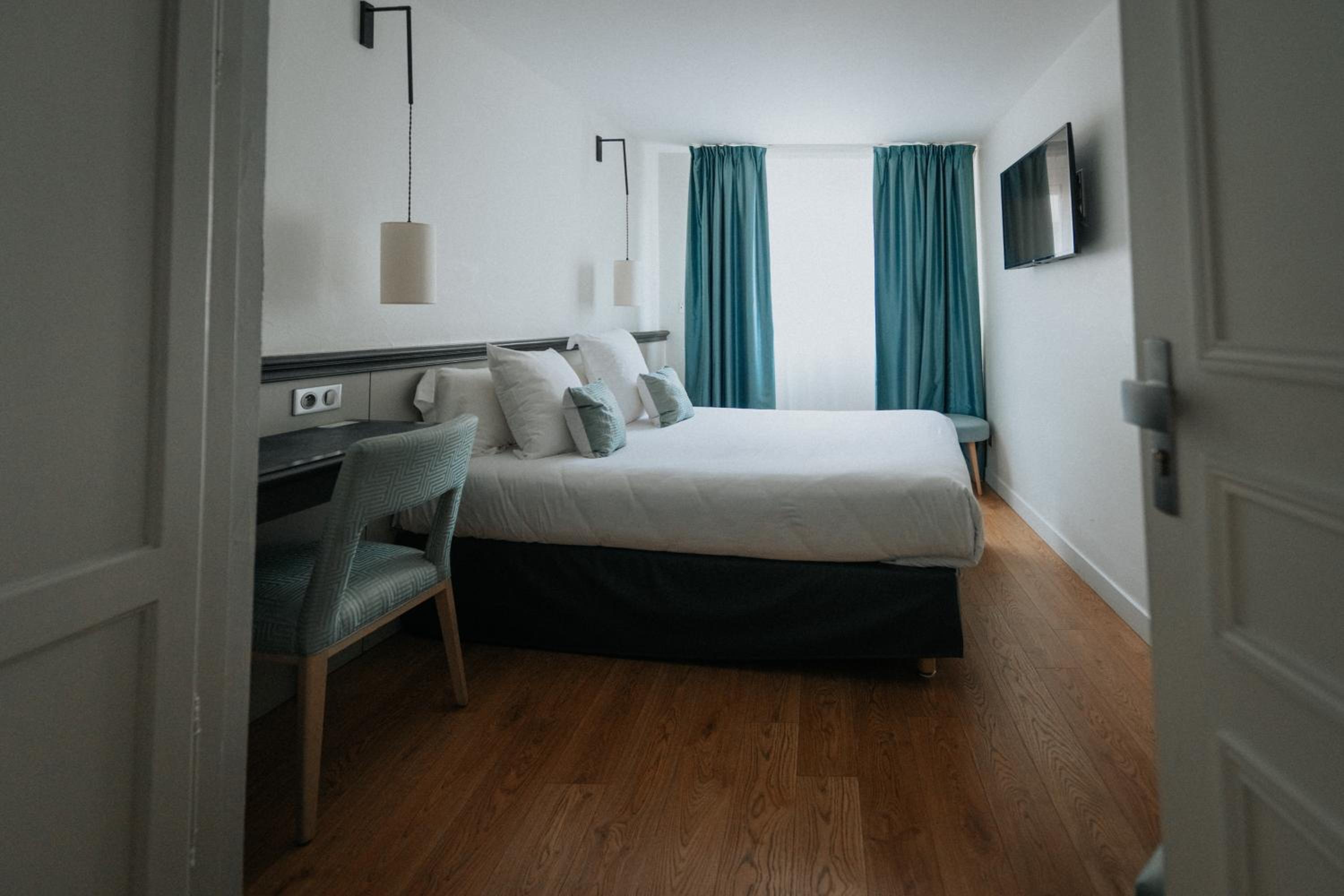 Classic Double Room - Photo 1