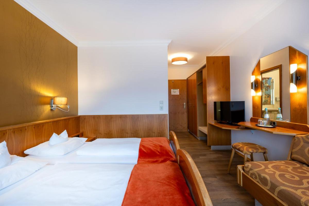 Double Room with Balcony photo 3