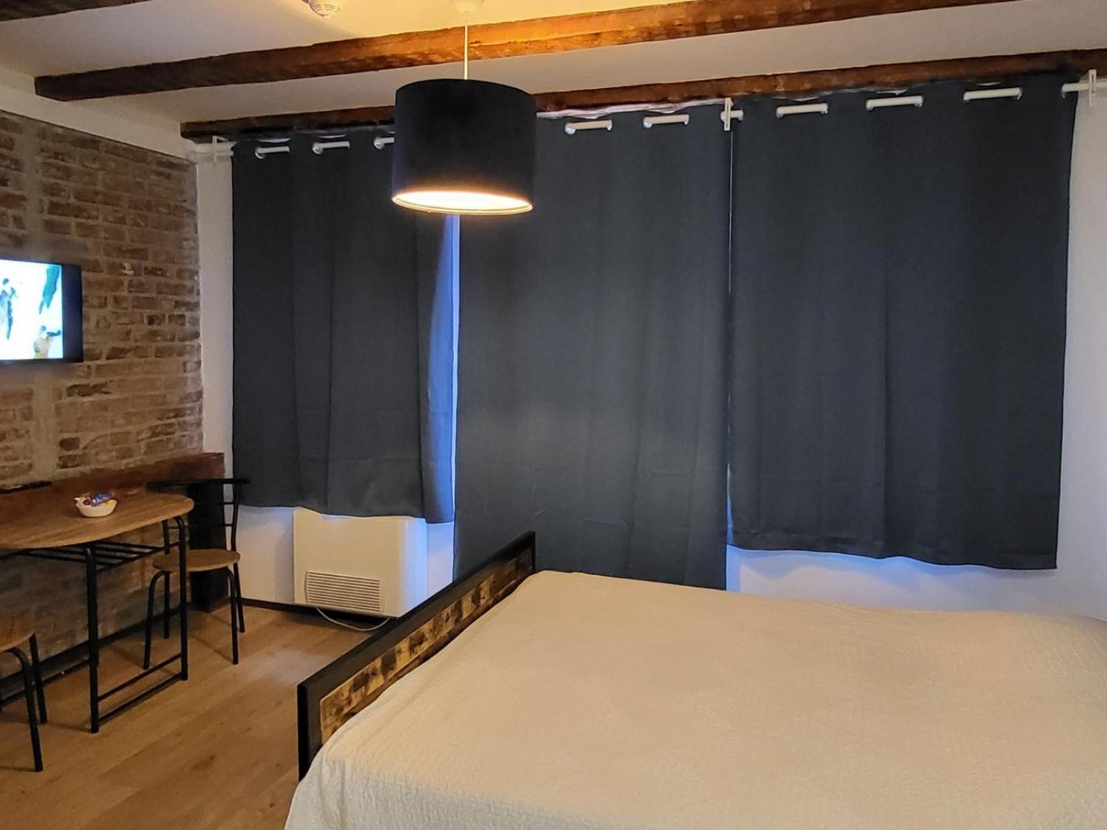 Deluxe Double Room with Balcony photo 2
